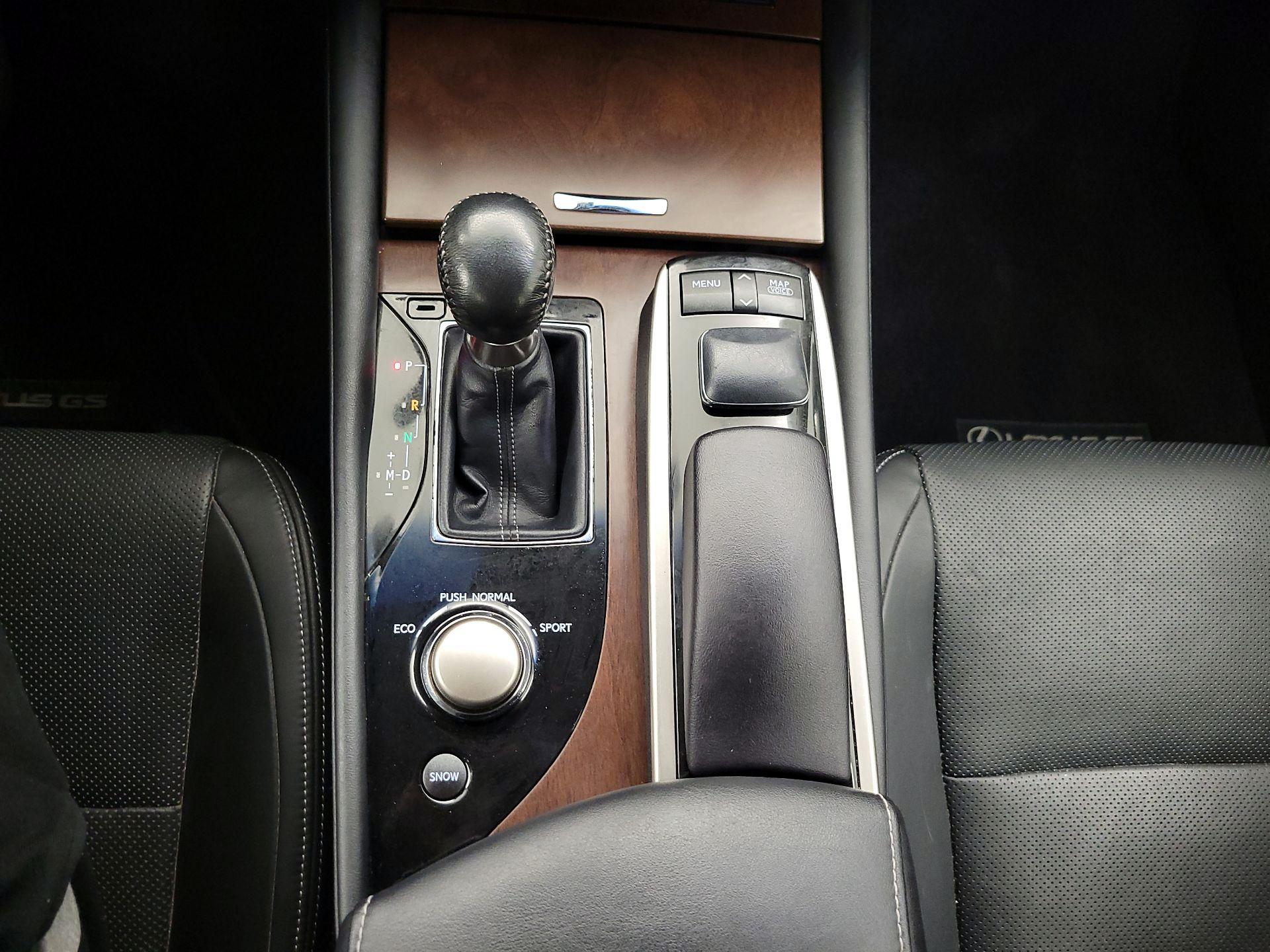 Thumbnail: 2014 Lexus GS - 18