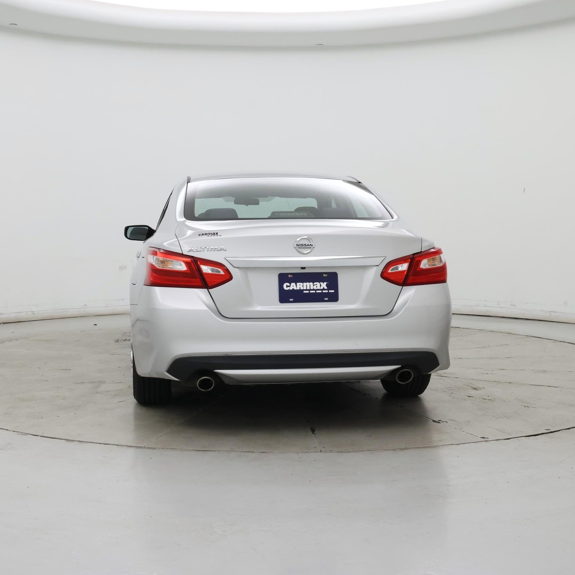 Thumbnail: 2016 Nissan Altima - 6