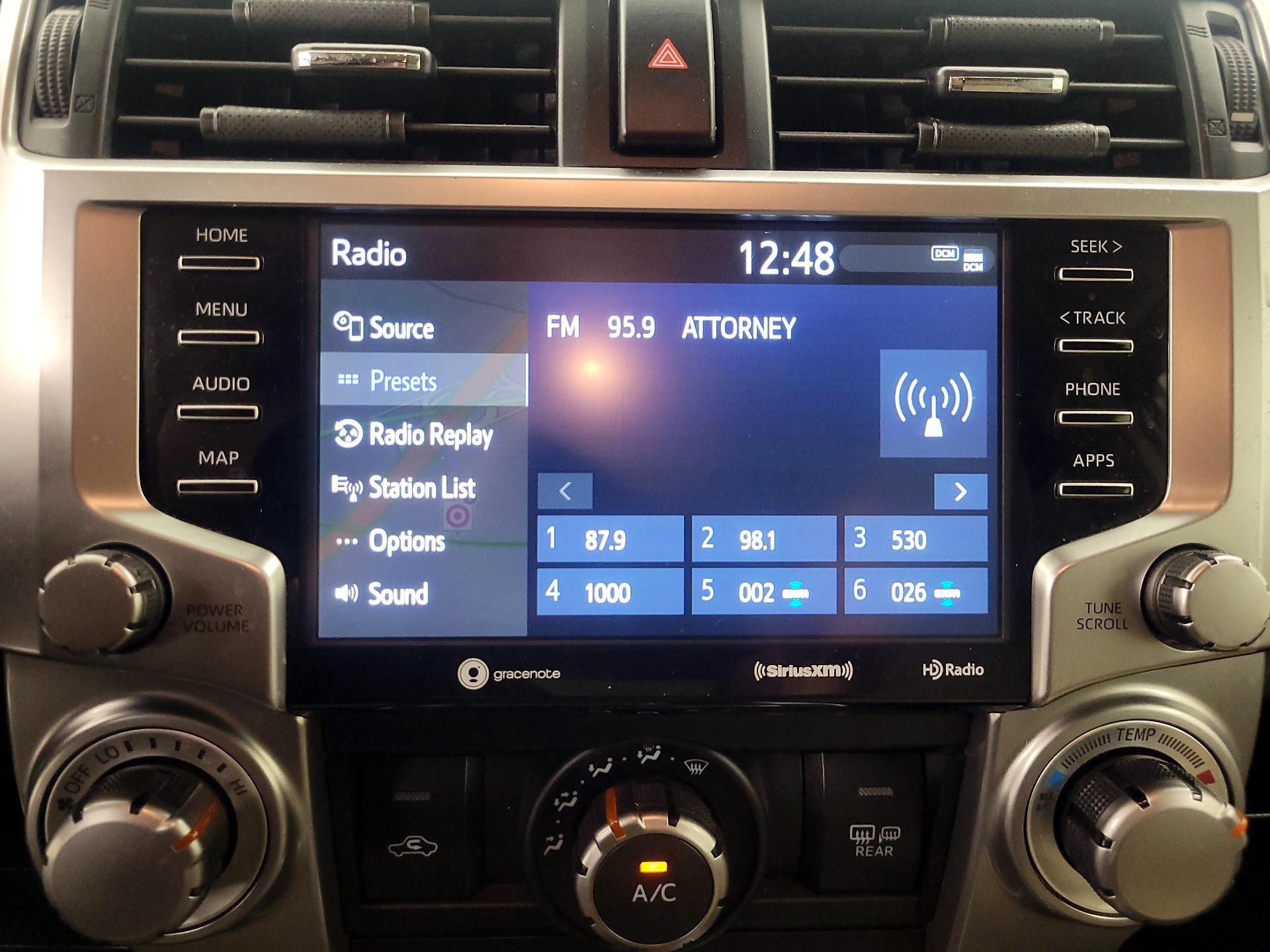 Thumbnail: 2022 Toyota 4Runner - 16