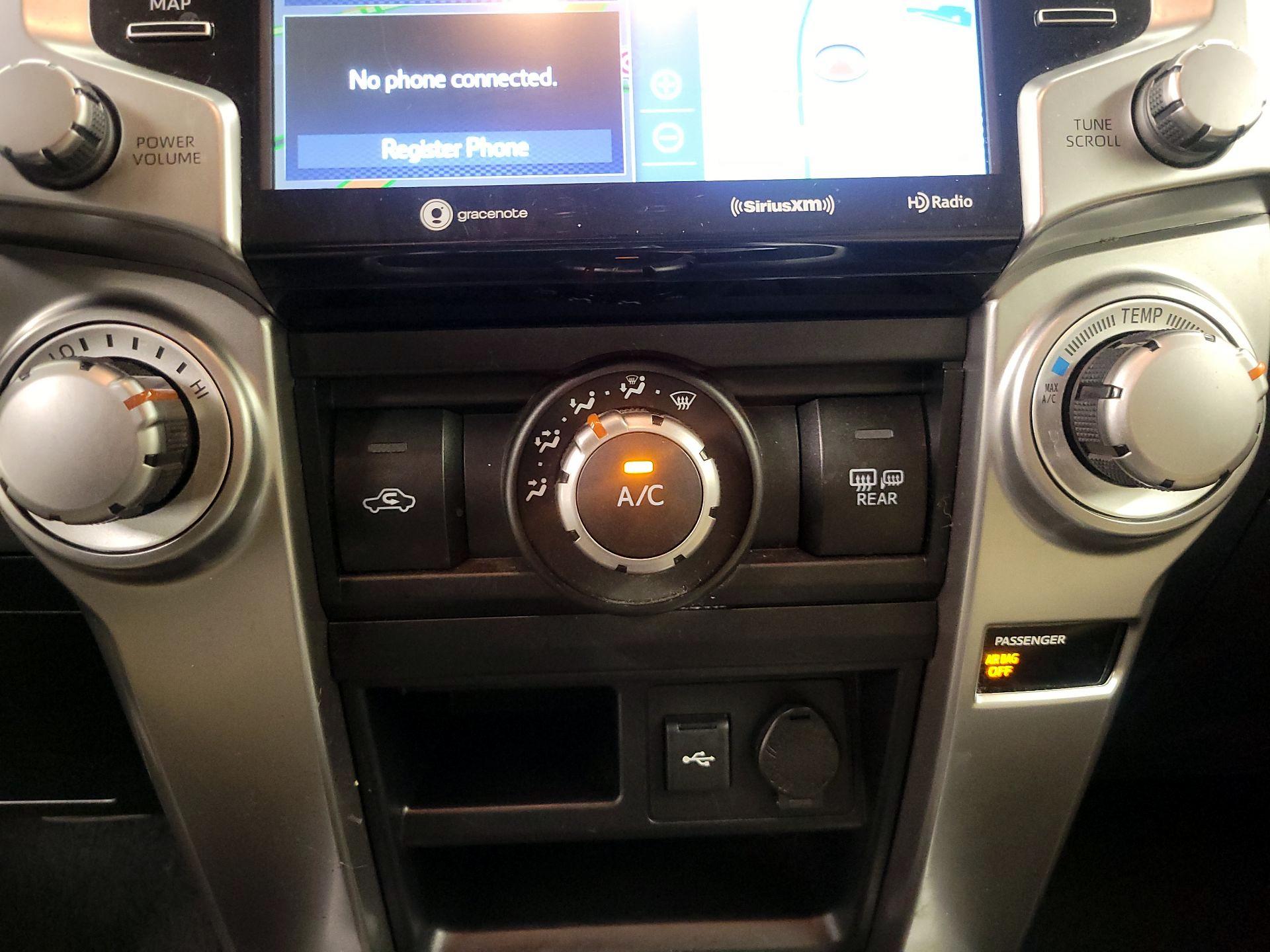 Thumbnail: 2022 Toyota 4Runner - 17