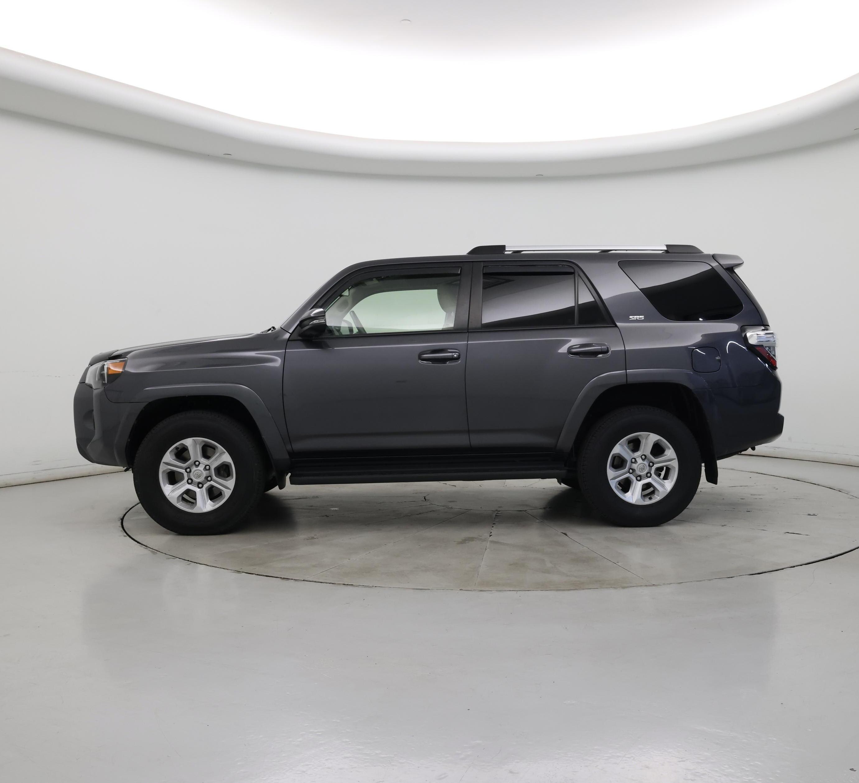 Thumbnail: 2022 Toyota 4Runner - 3