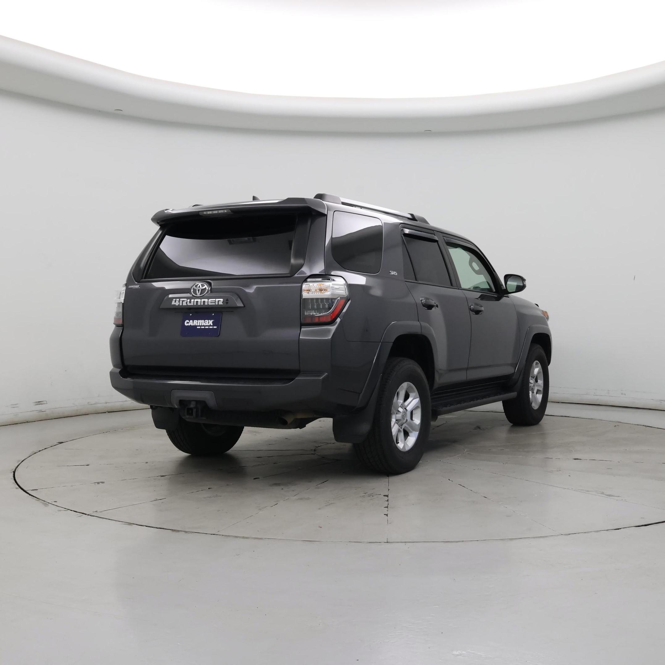 Thumbnail: 2022 Toyota 4Runner - 8