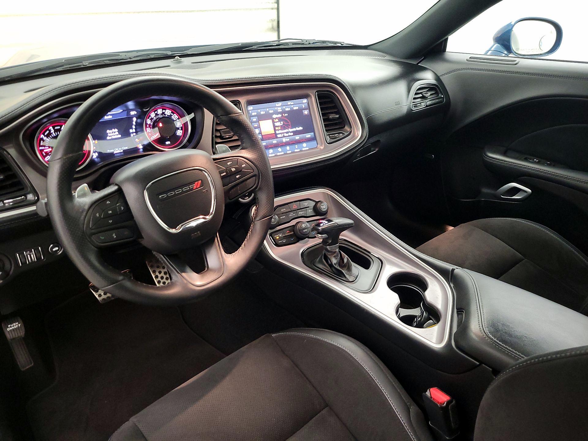 Thumbnail: 2022 Dodge Challenger - 9