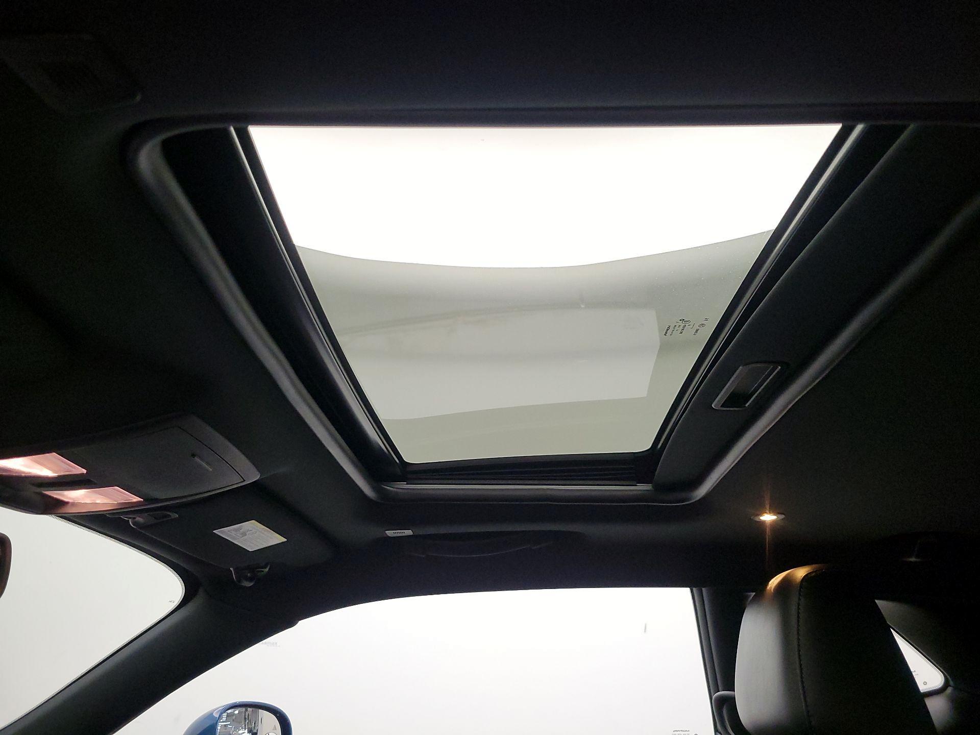 Thumbnail: 2022 Dodge Challenger - 19