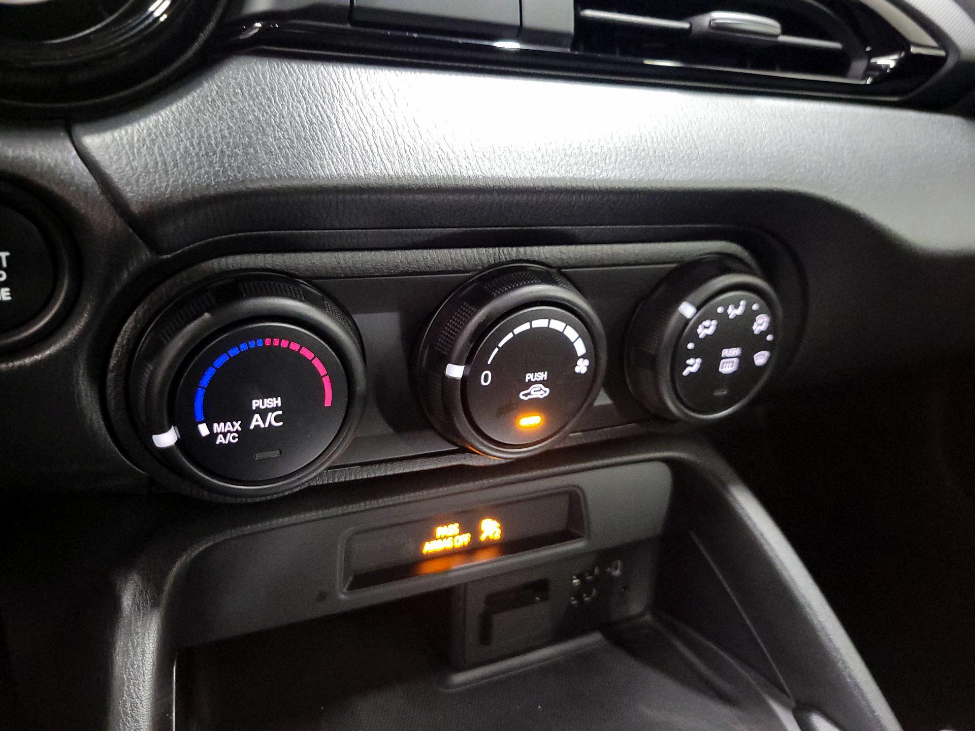 Thumbnail: 2023 Mazda MX-5 Miata - 17