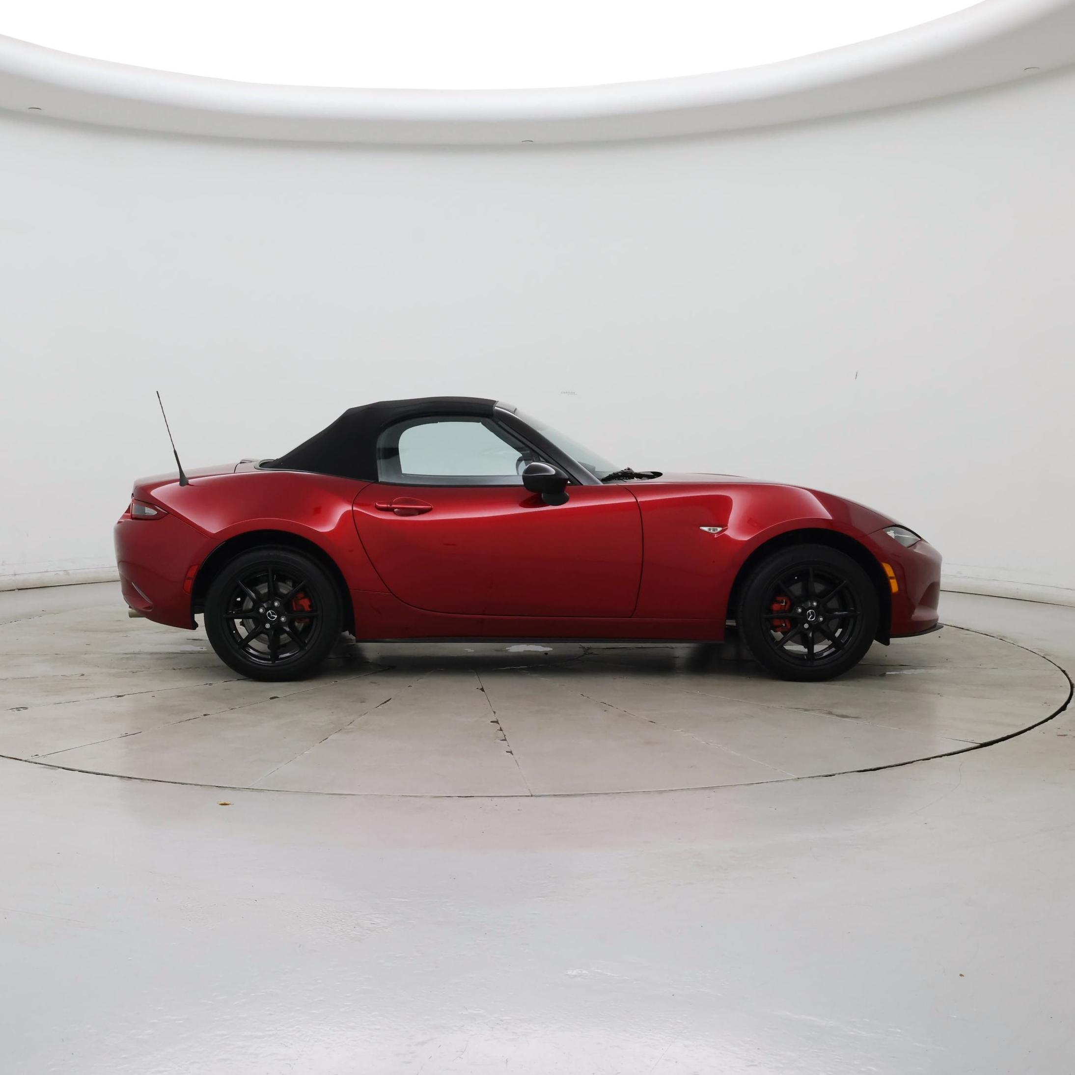 Thumbnail: 2023 Mazda MX-5 Miata - 7