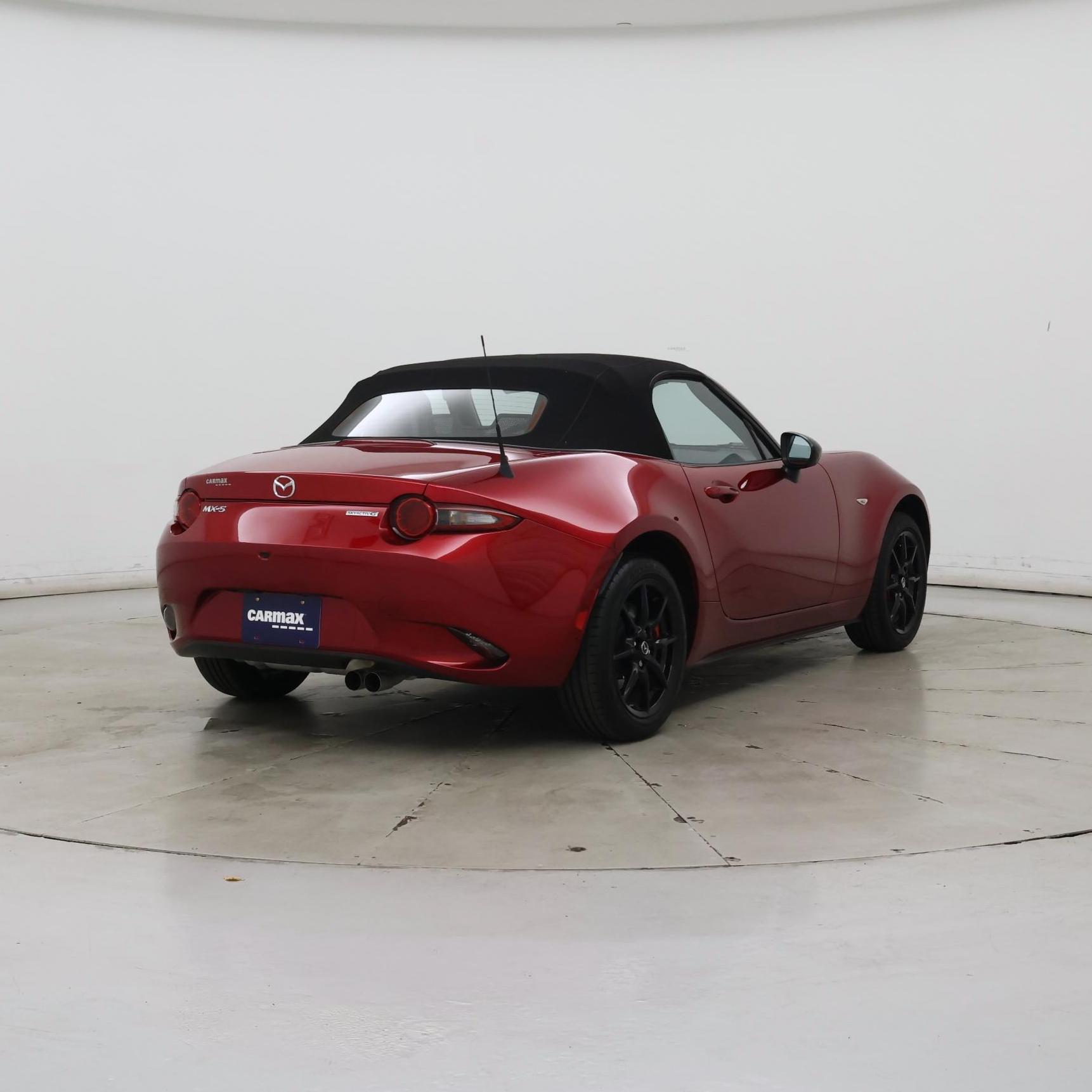 Thumbnail: 2023 Mazda MX-5 Miata - 8
