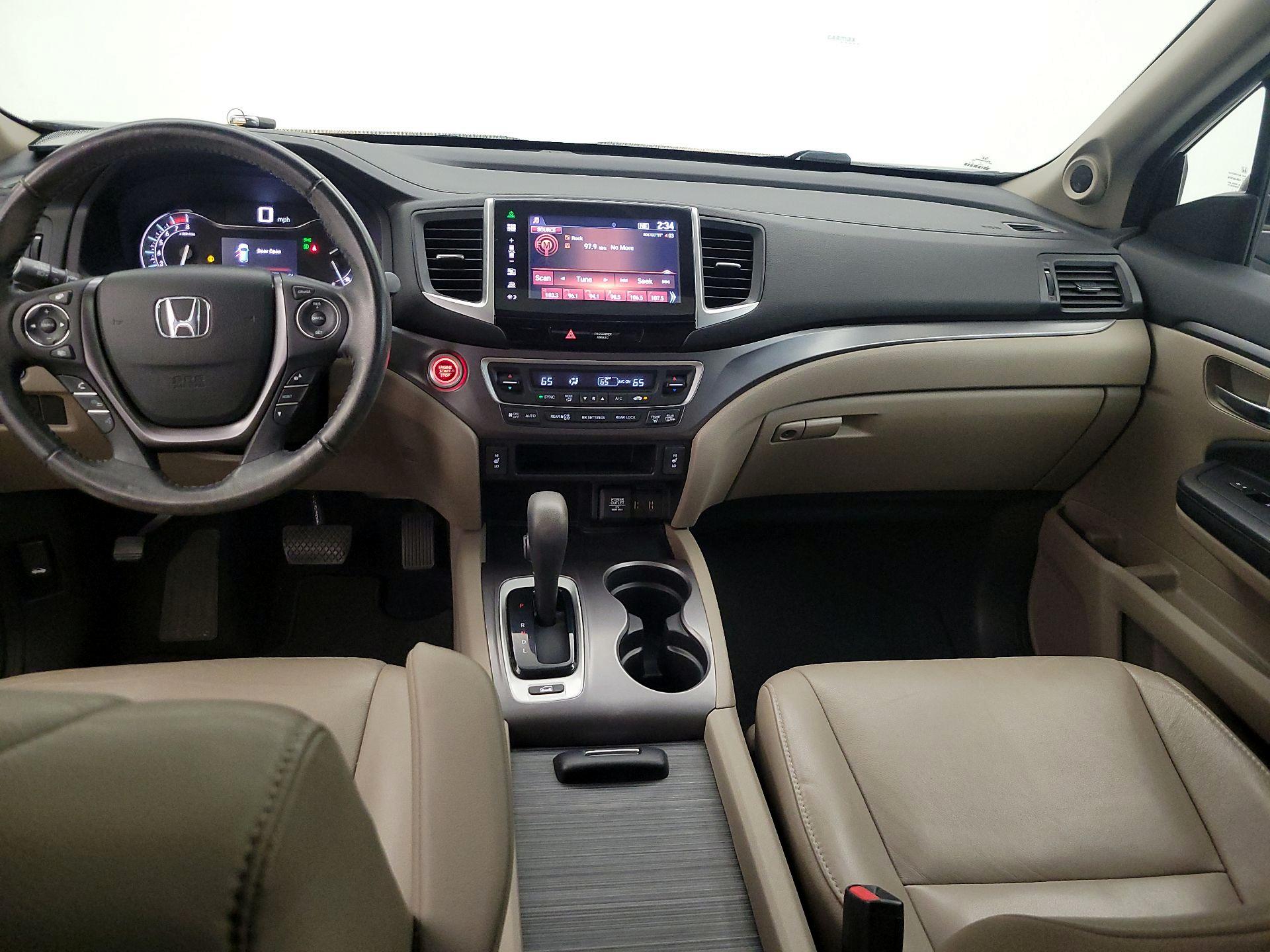 Thumbnail: 2016 Honda Pilot - 9