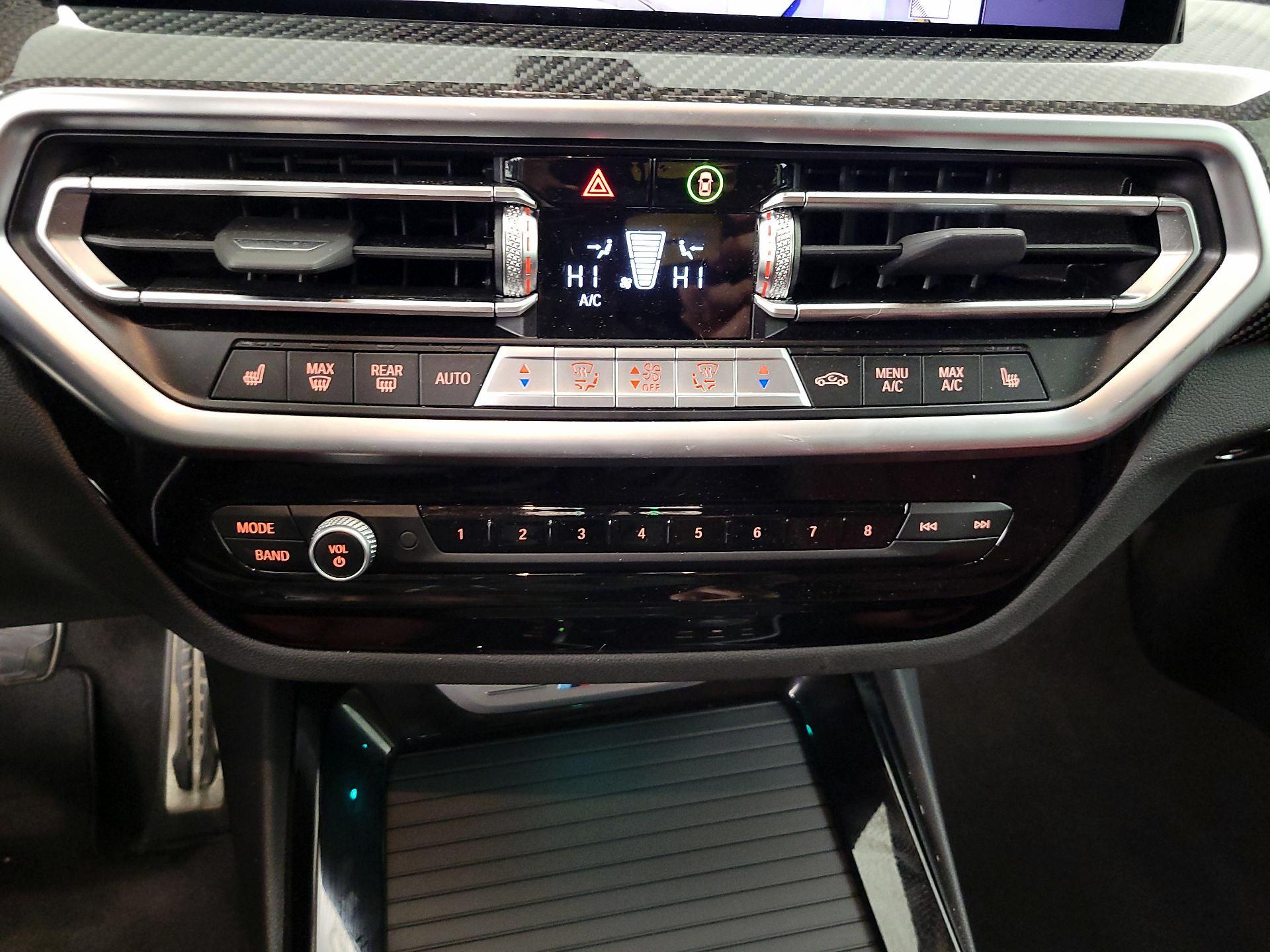 Thumbnail: 2024 BMW X3 - 16