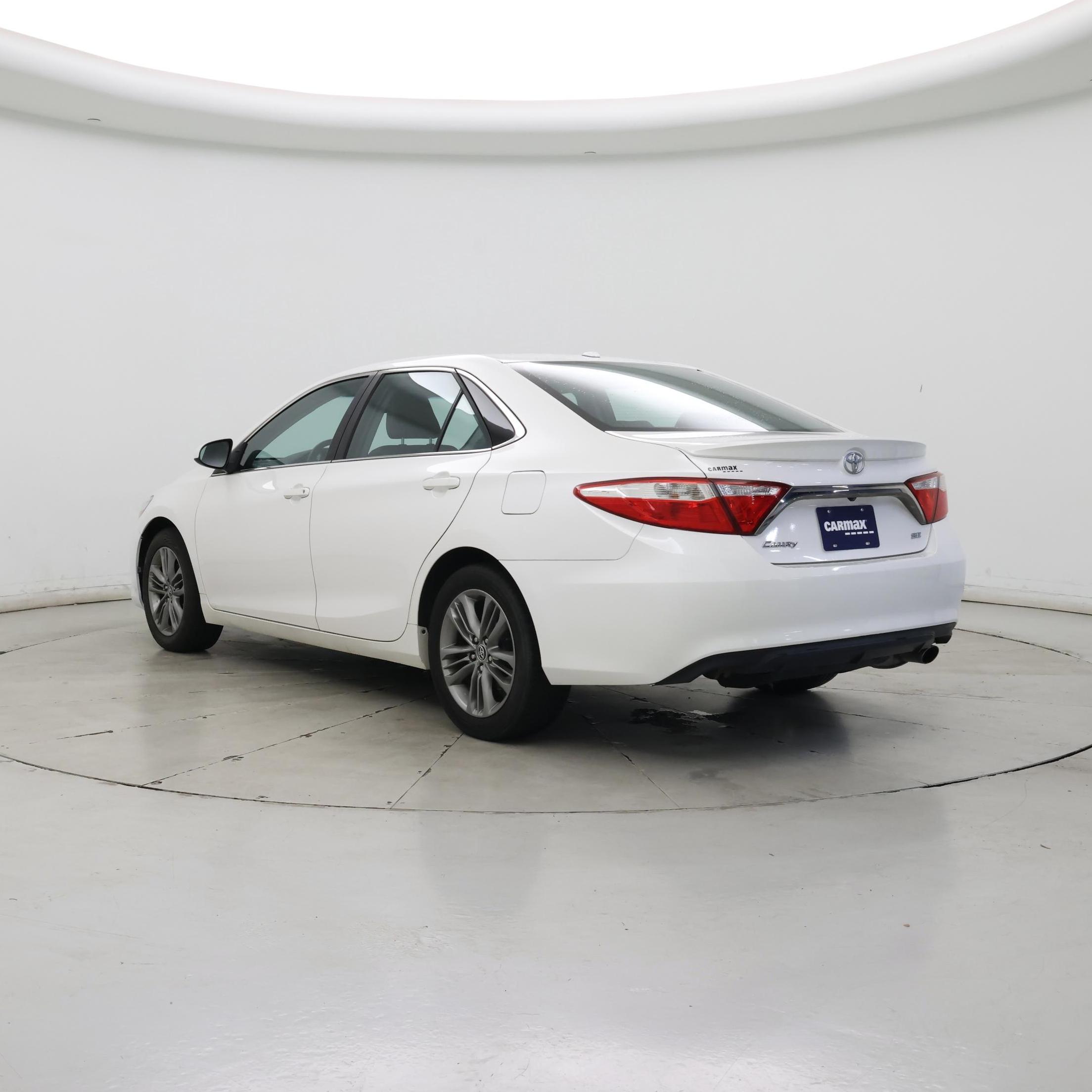 Thumbnail: 2015 Toyota Camry - 2