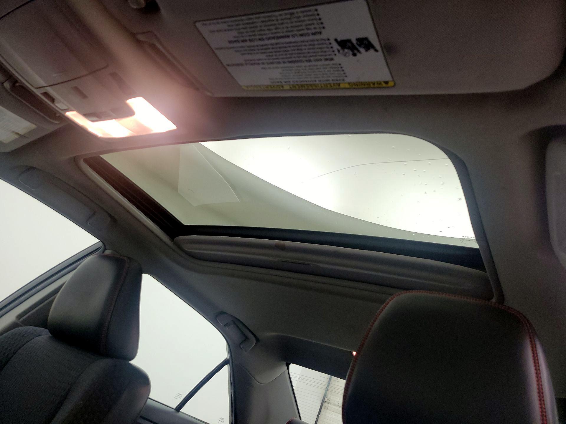 Thumbnail: 2015 Toyota Camry - 19