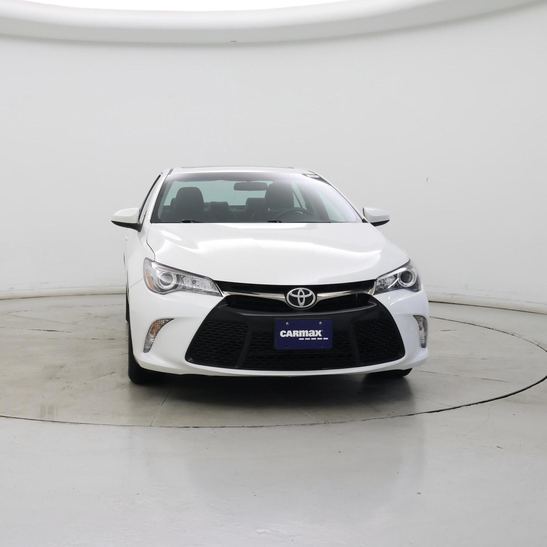 Thumbnail: 2015 Toyota Camry - 5