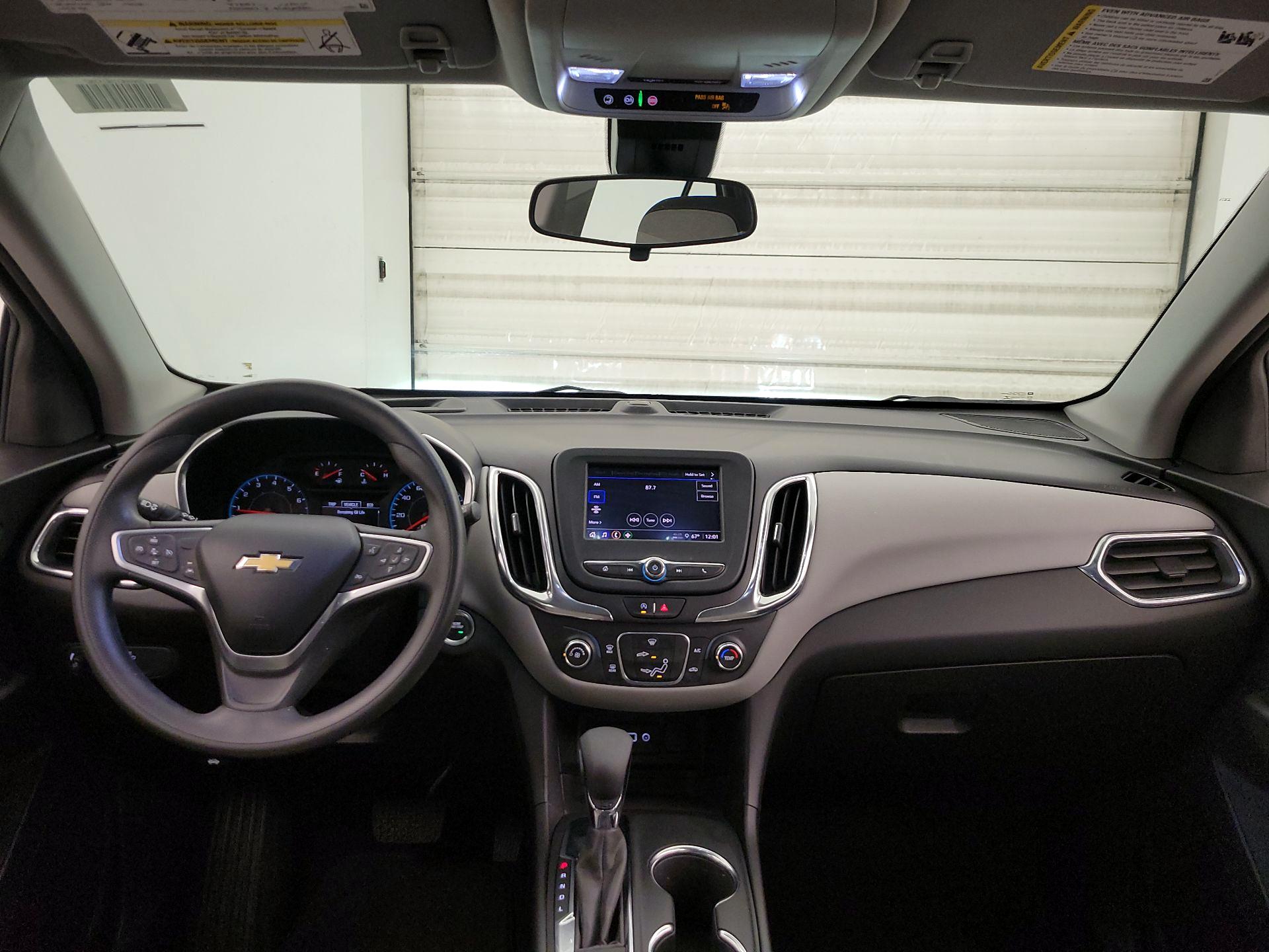 Thumbnail: 2022 Chevrolet Equinox - 9