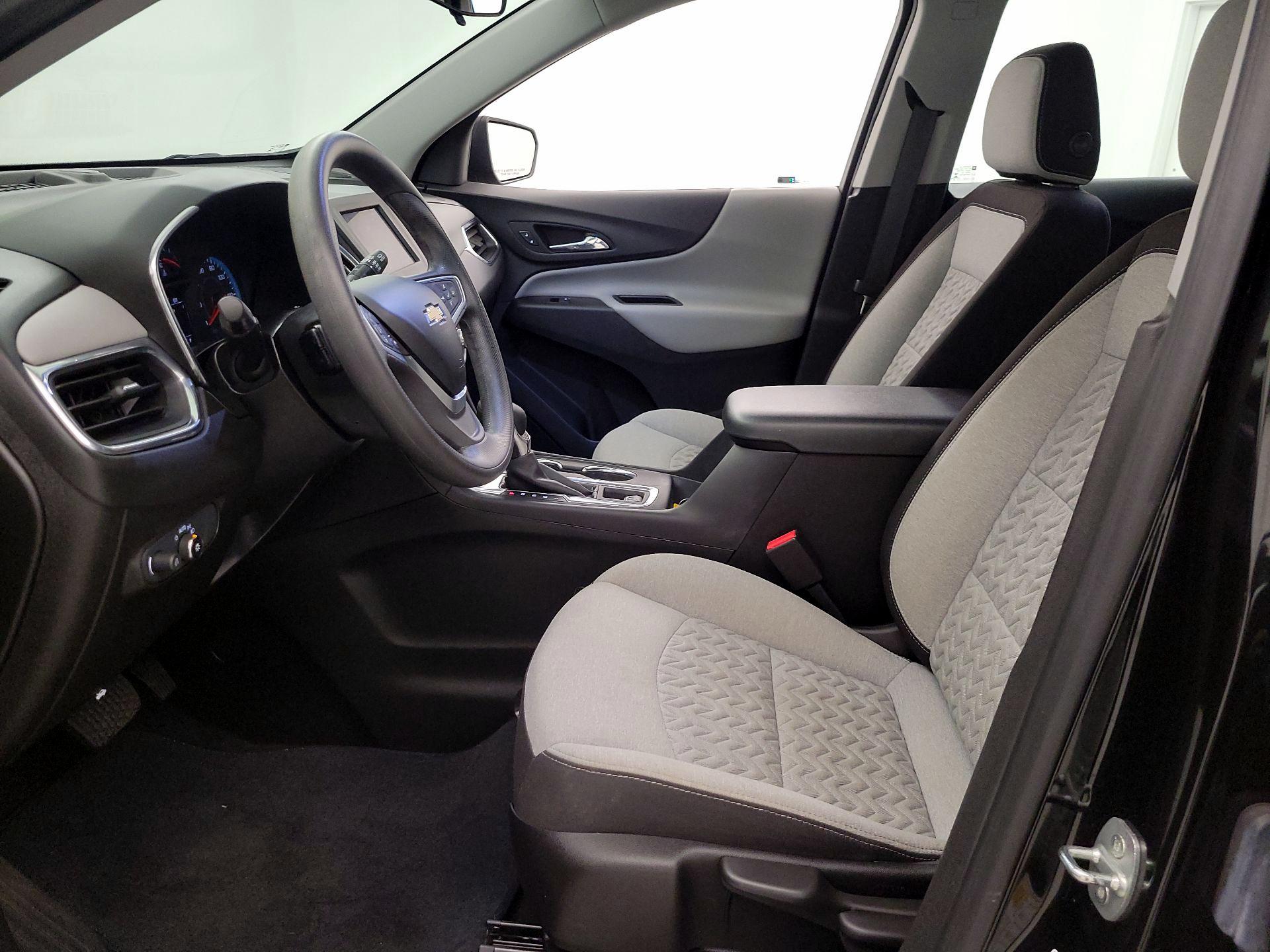 Thumbnail: 2022 Chevrolet Equinox - 11