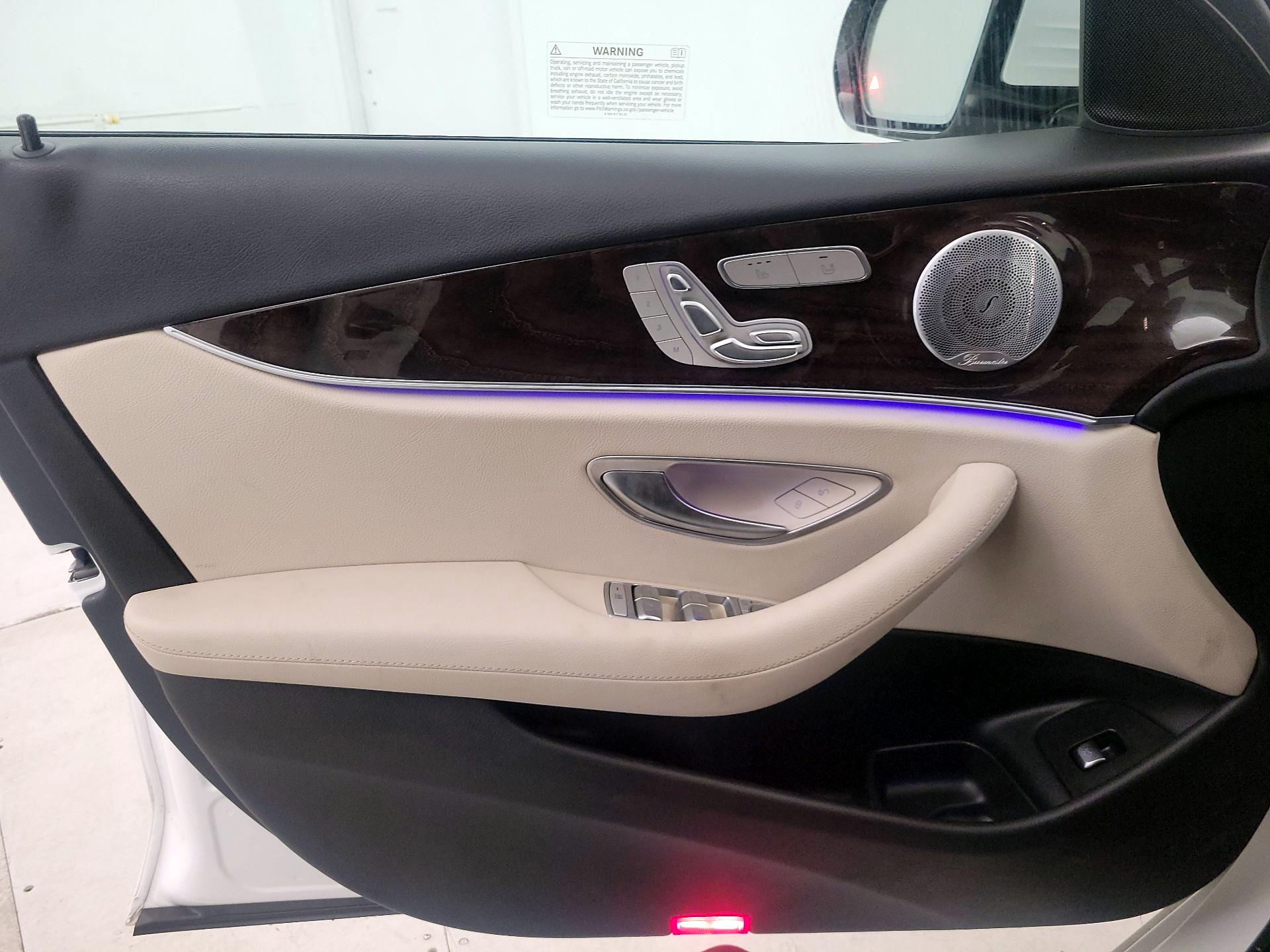 Thumbnail: 2020 Mercedes-Benz E-Class - 12