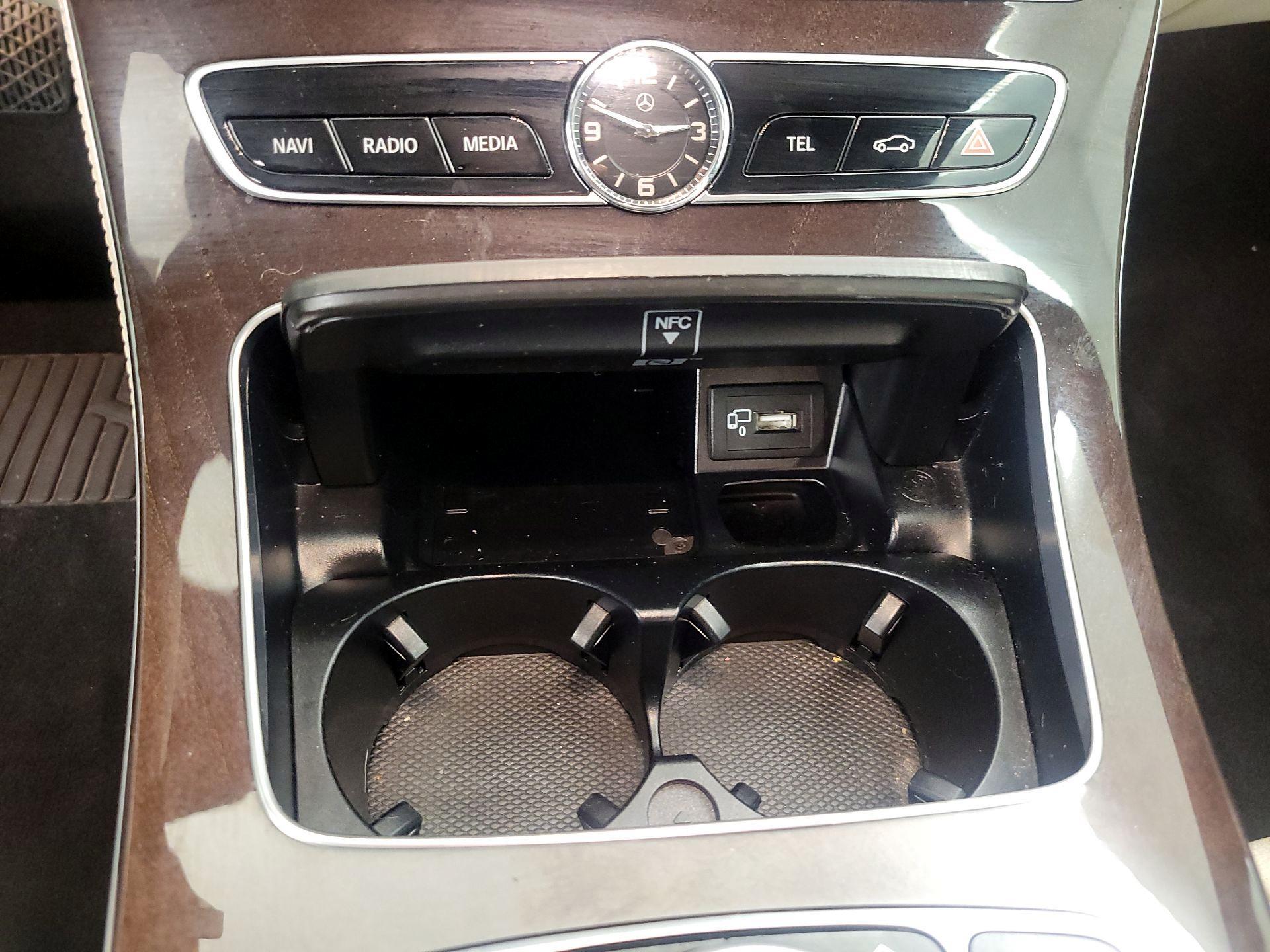 Thumbnail: 2020 Mercedes-Benz E-Class - 19