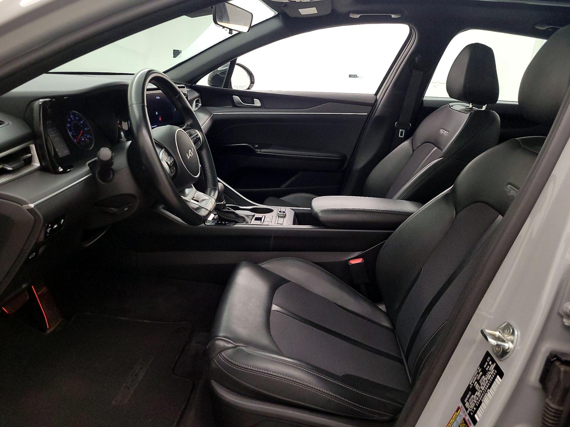 Thumbnail: 2022 Kia K5 - 11