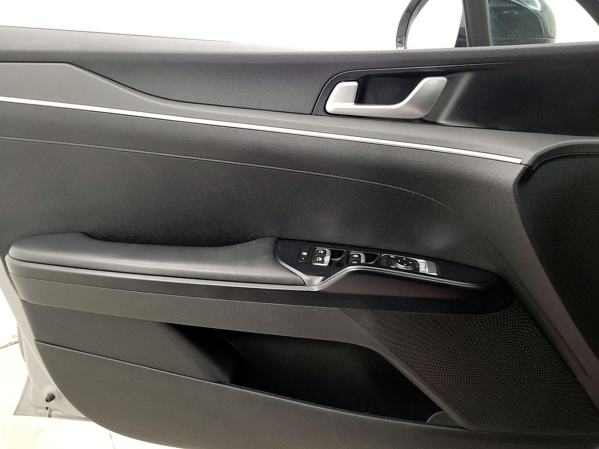 Thumbnail: 2022 Kia K5 - 12