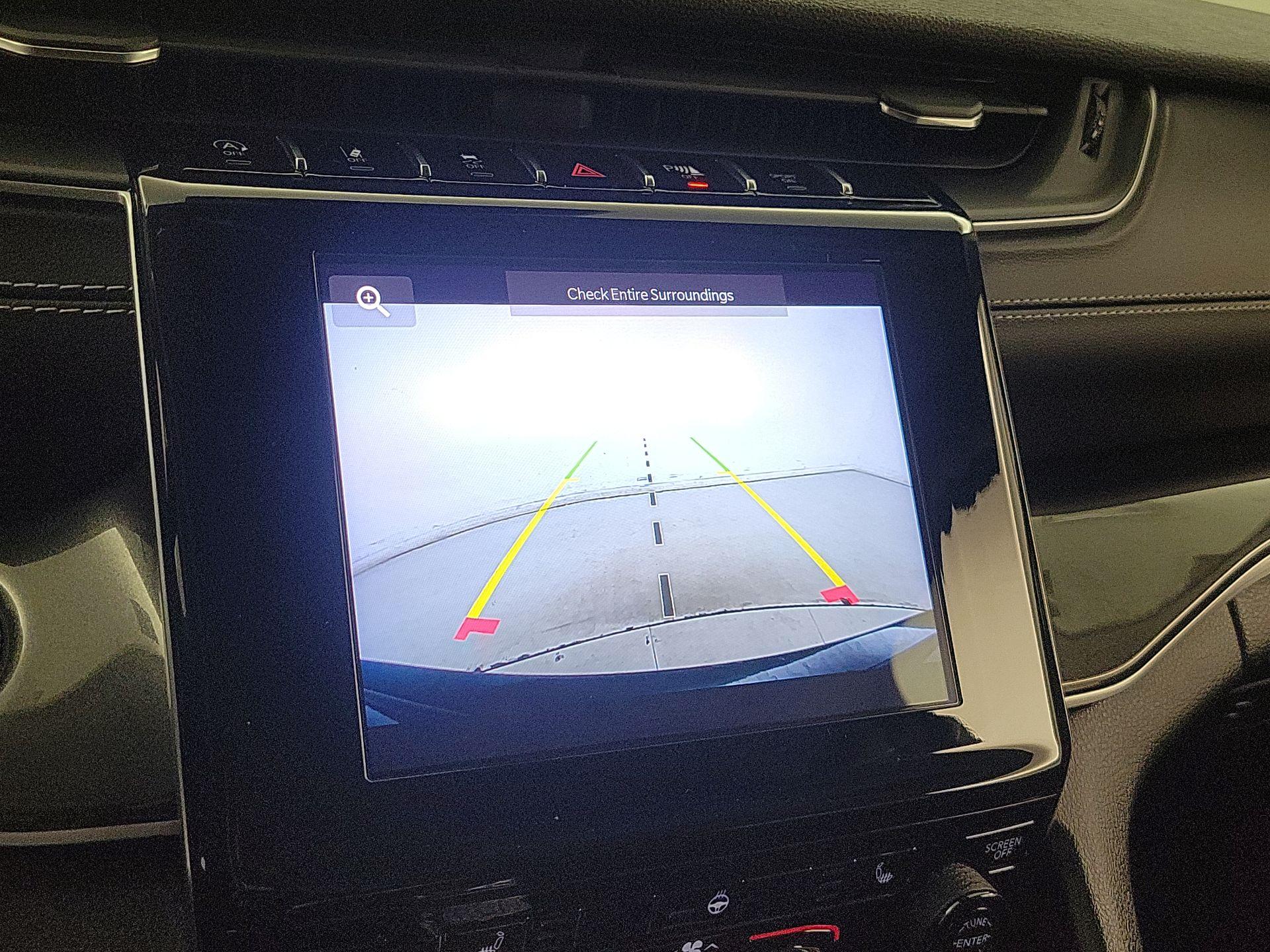 Thumbnail: 2022 Jeep Grand Cherokee - 14