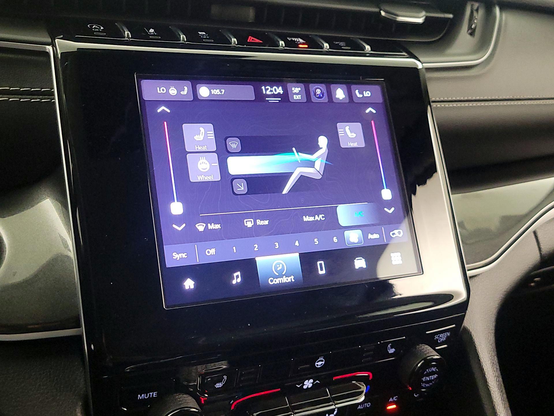 Thumbnail: 2022 Jeep Grand Cherokee - 16