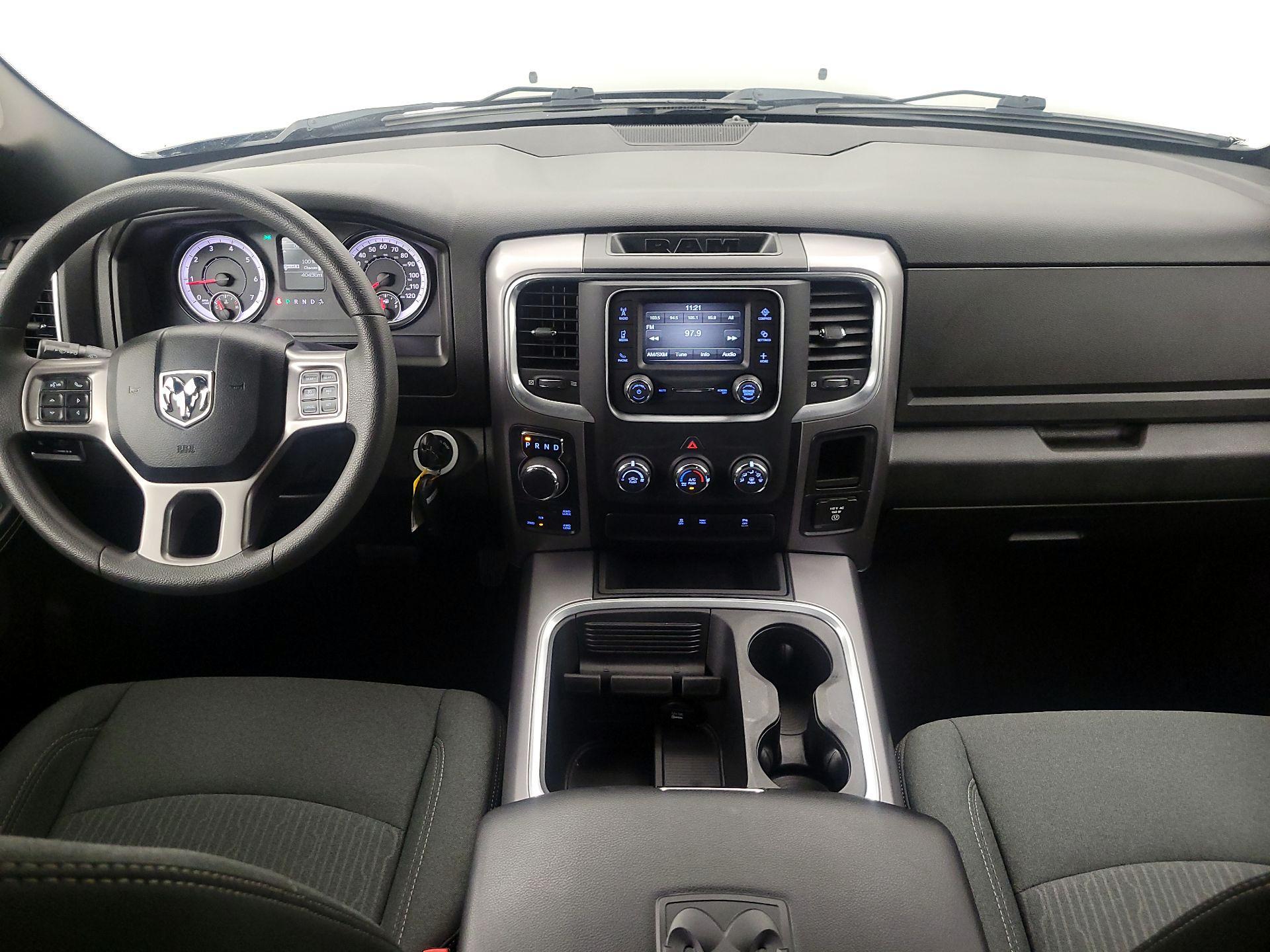 Thumbnail: 2022 RAM 1500 Classic - 9