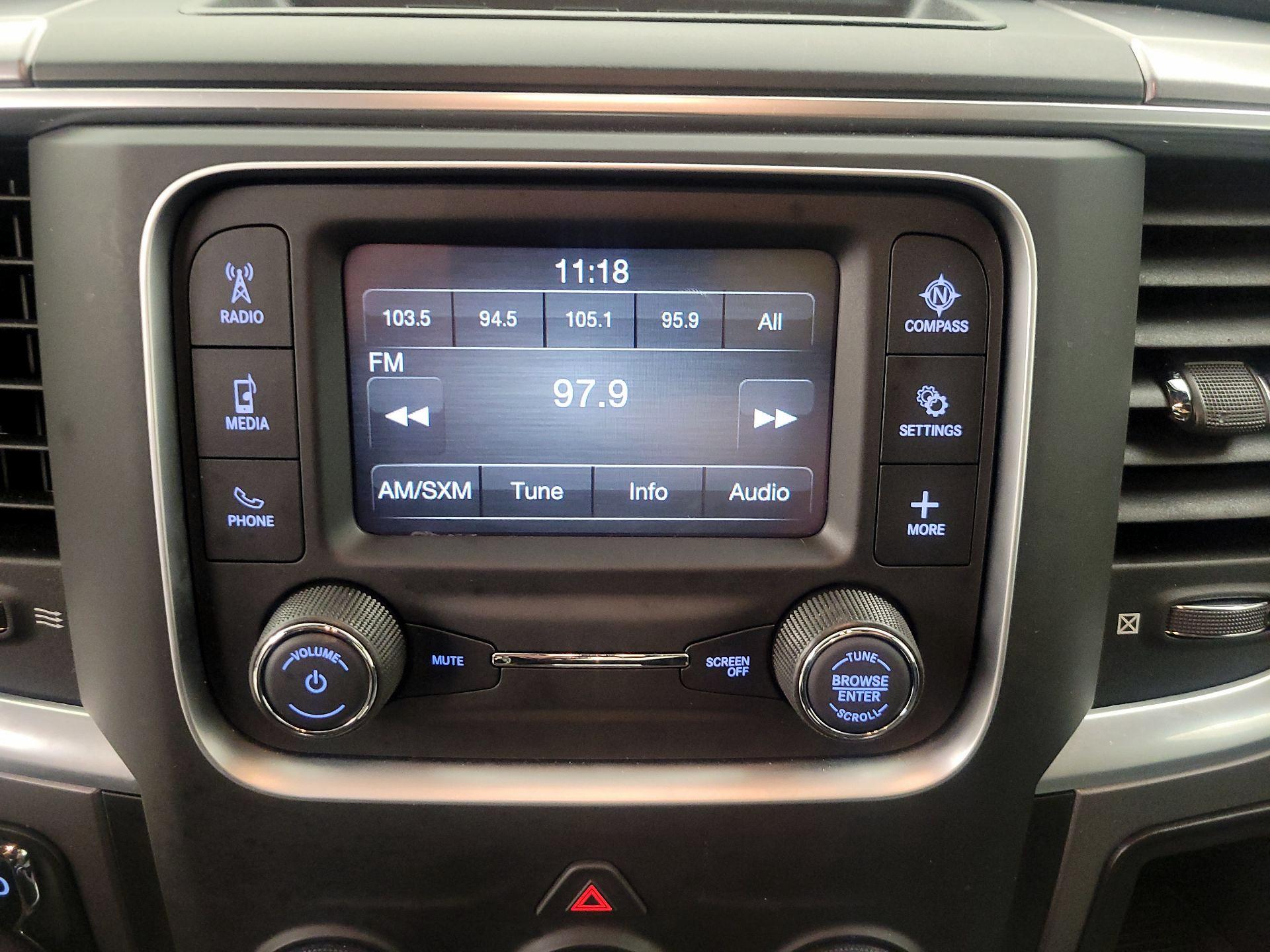 Thumbnail: 2022 RAM 1500 Classic - 15