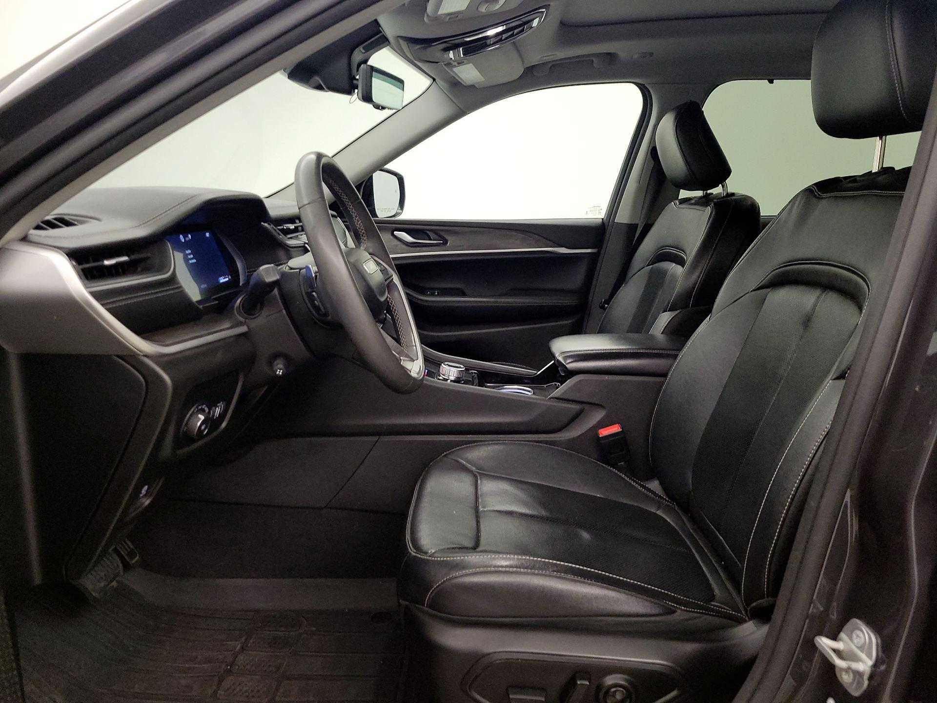 Thumbnail: 2023 Jeep Grand Cherokee L - 11