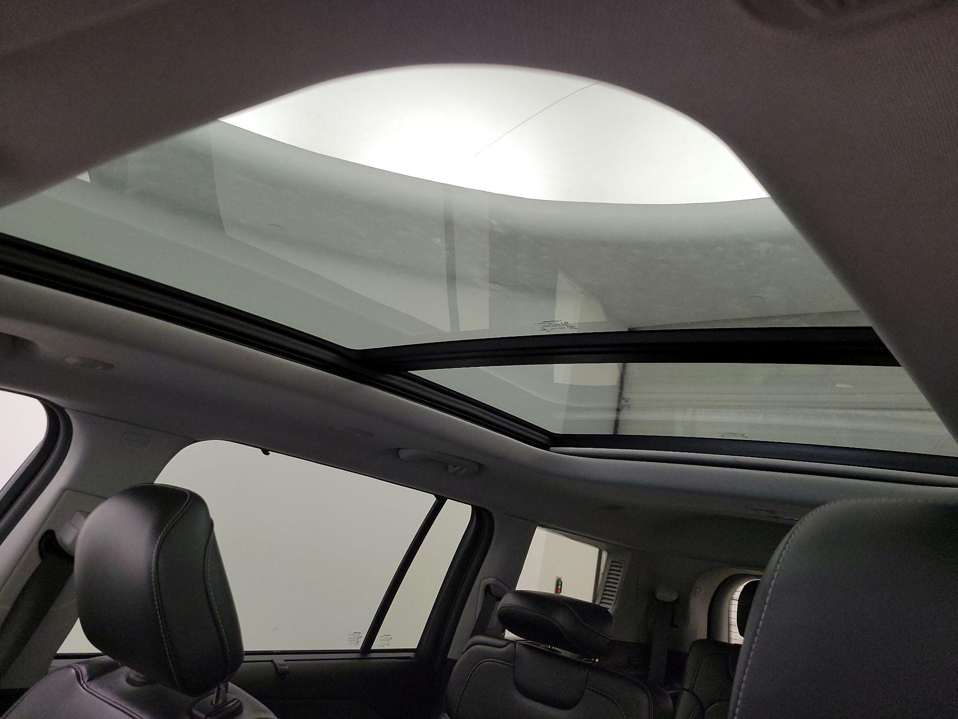 Thumbnail: 2023 Jeep Grand Cherokee L - 20