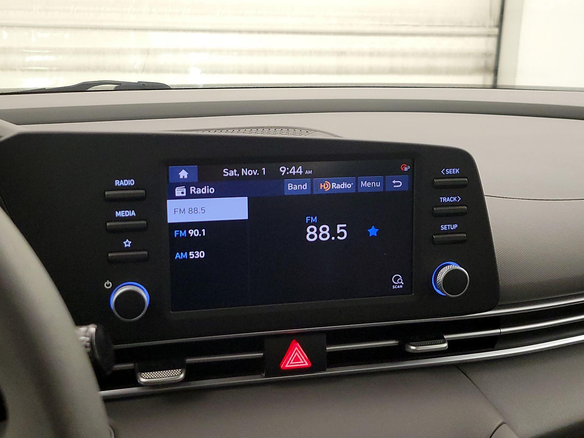 Thumbnail: 2023 Hyundai Elantra - 15