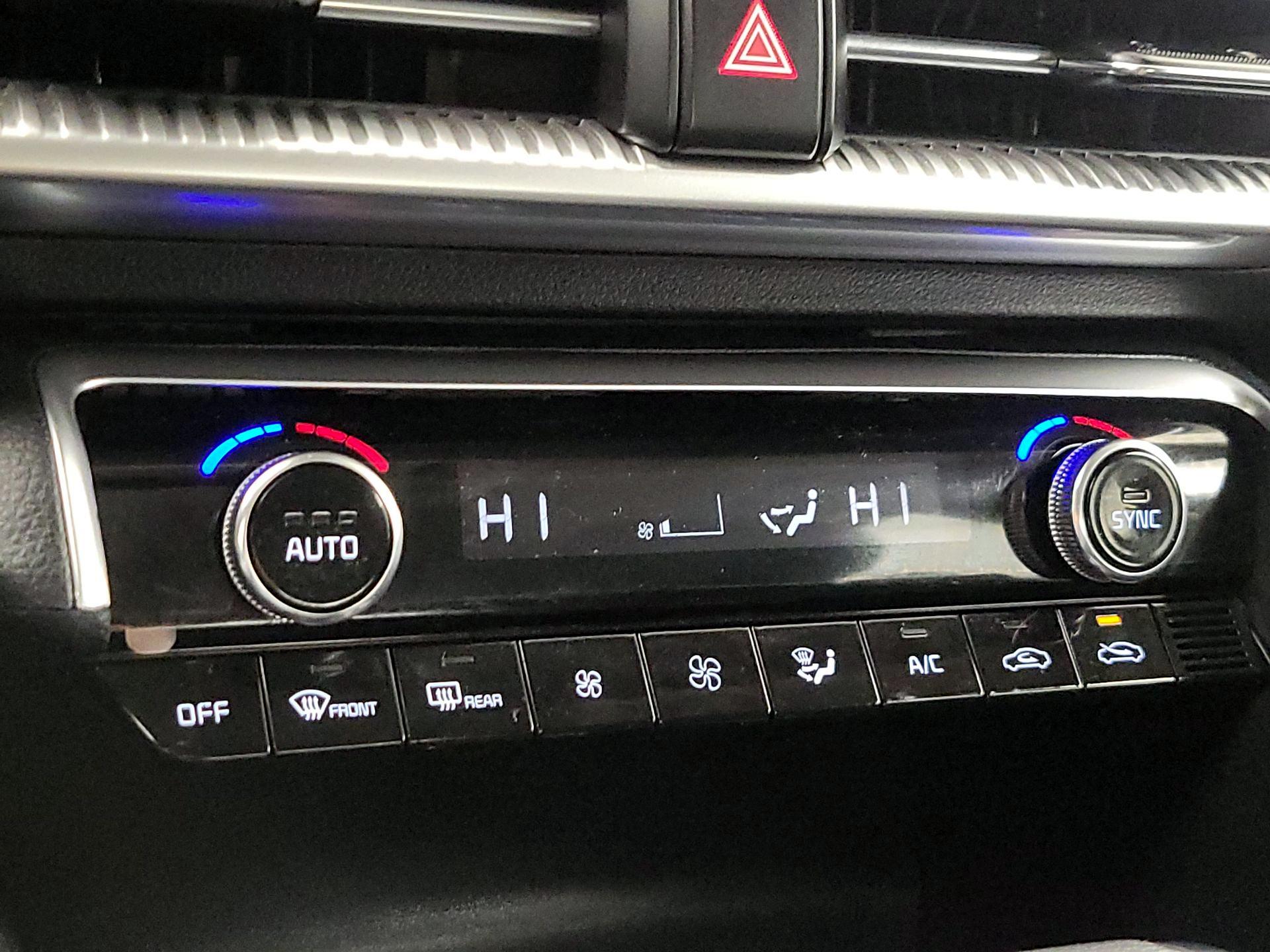 Thumbnail: 2023 Kia K5 - 16