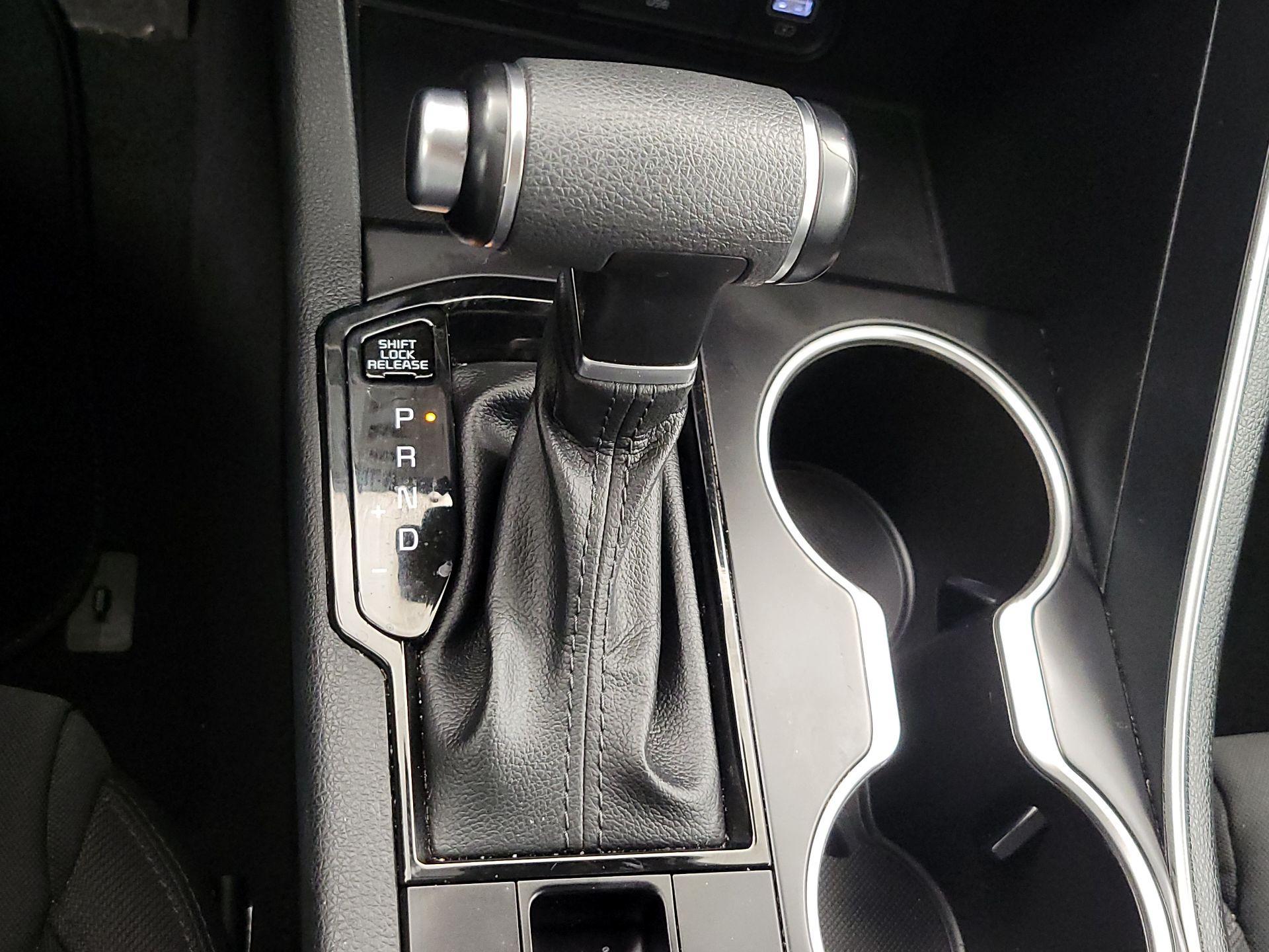 Thumbnail: 2023 Kia K5 - 17