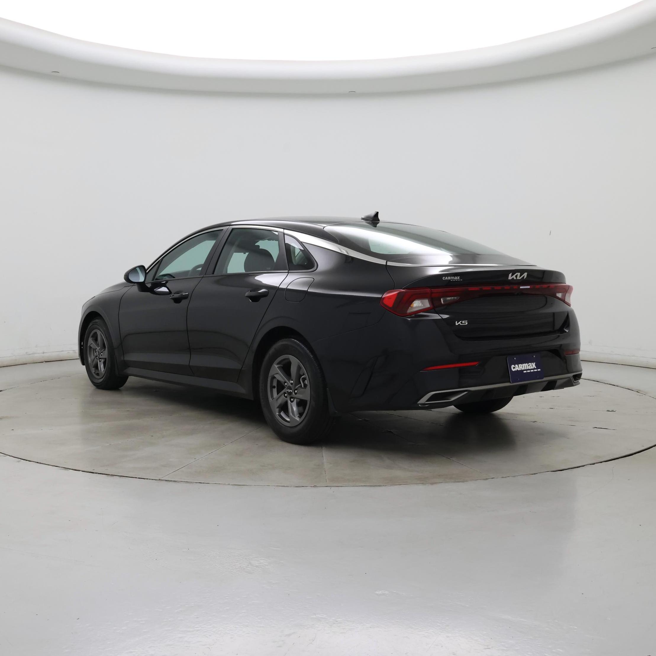 Thumbnail: 2023 Kia K5 - 2