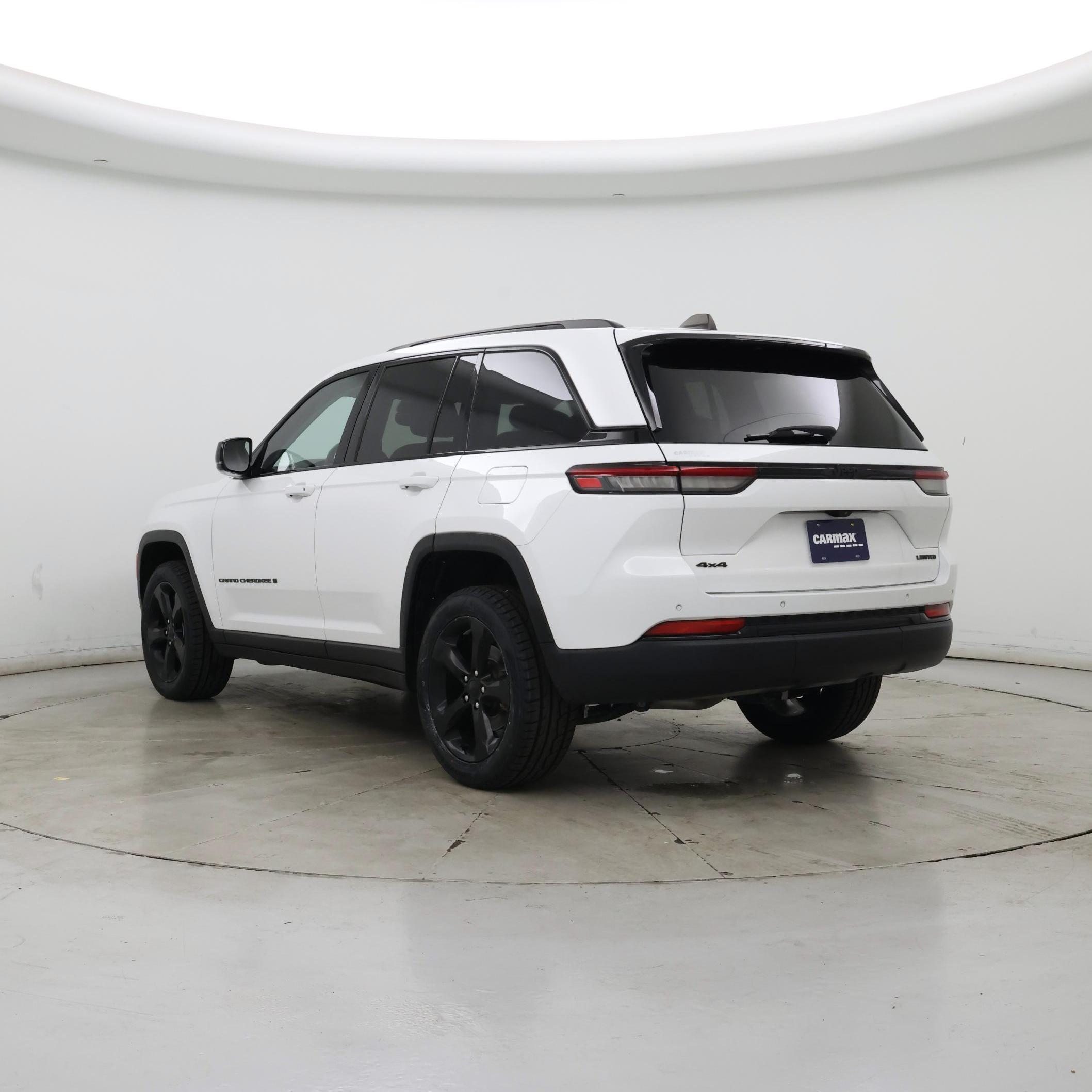 Thumbnail: 2023 Jeep Grand Cherokee - 2