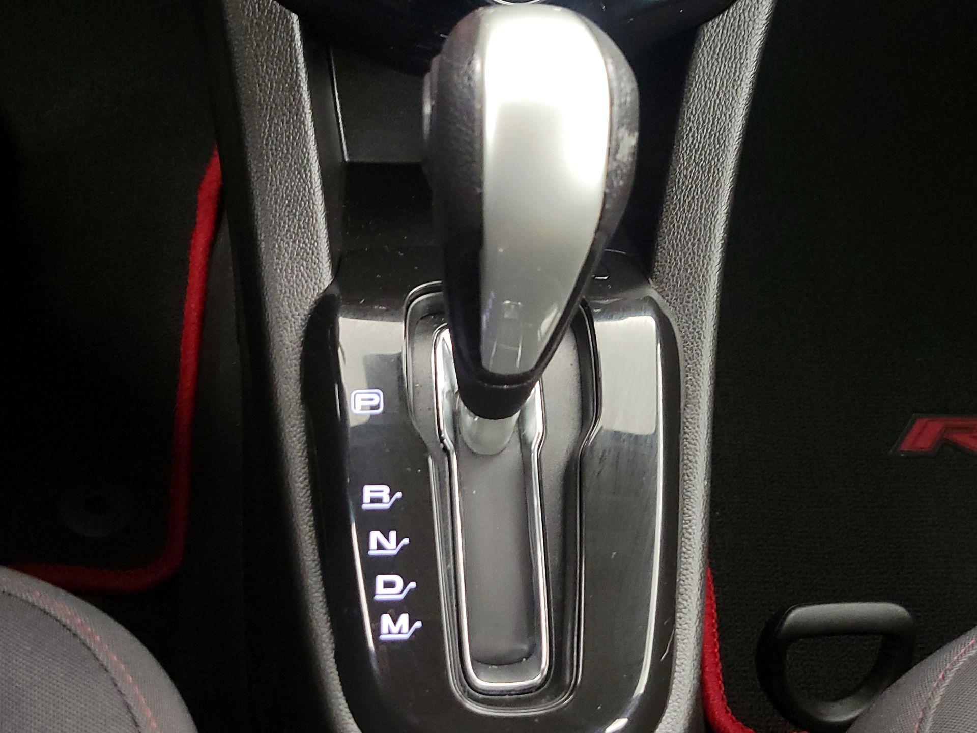 Thumbnail: 2020 Chevrolet Sonic - 17