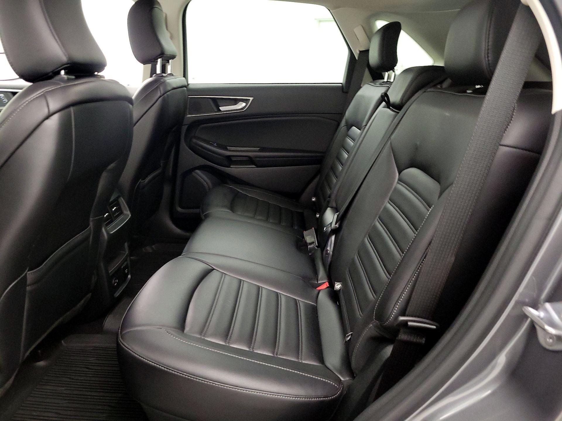 Thumbnail: 2022 Ford Edge - 19