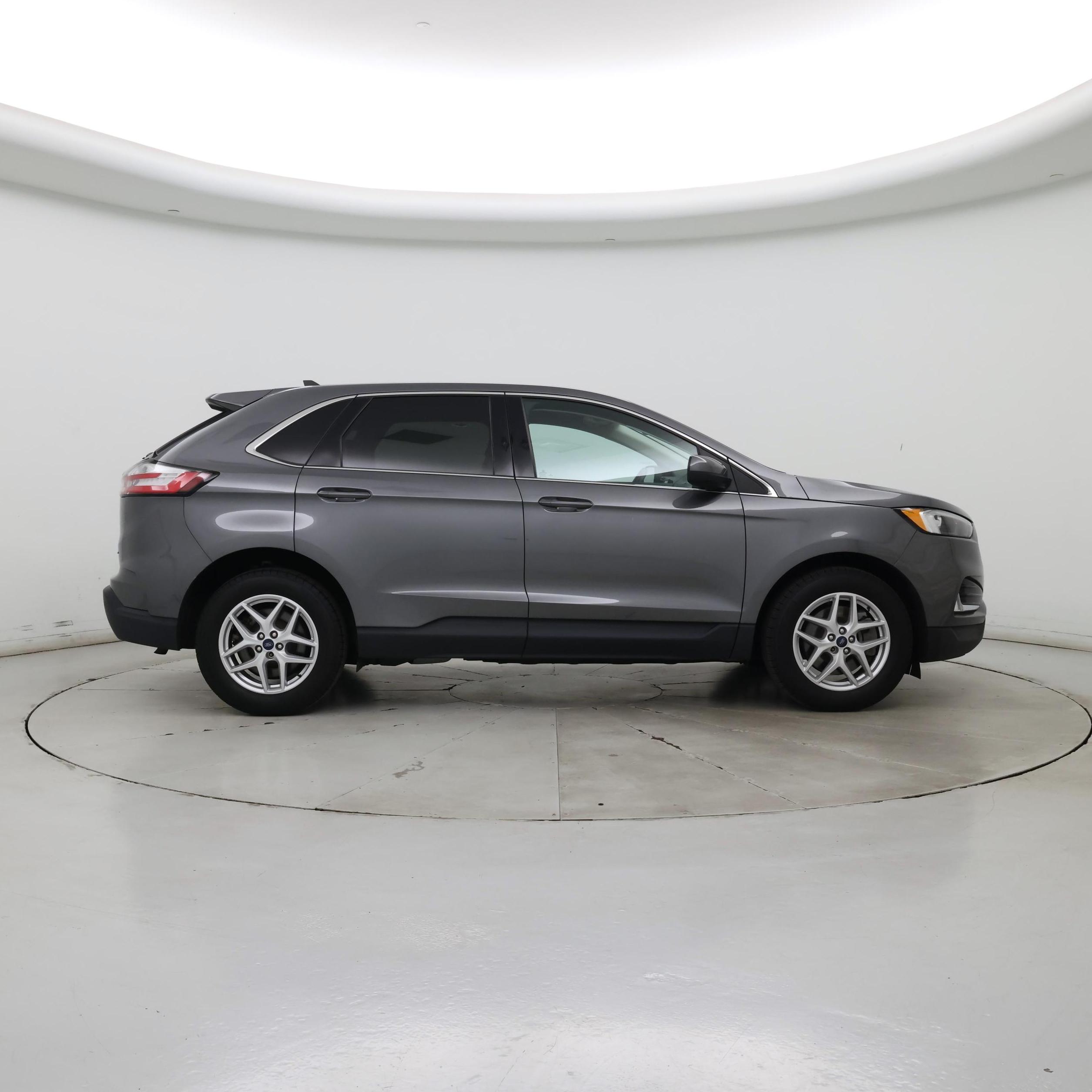 Thumbnail: 2022 Ford Edge - 7