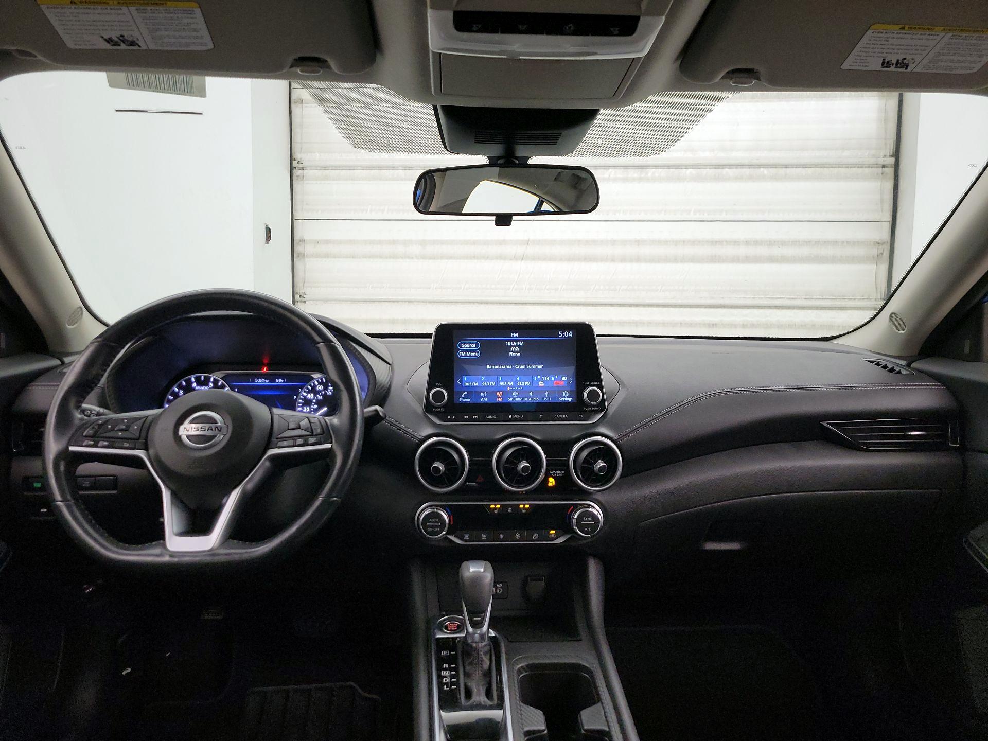 Thumbnail: 2022 Nissan Sentra - 9