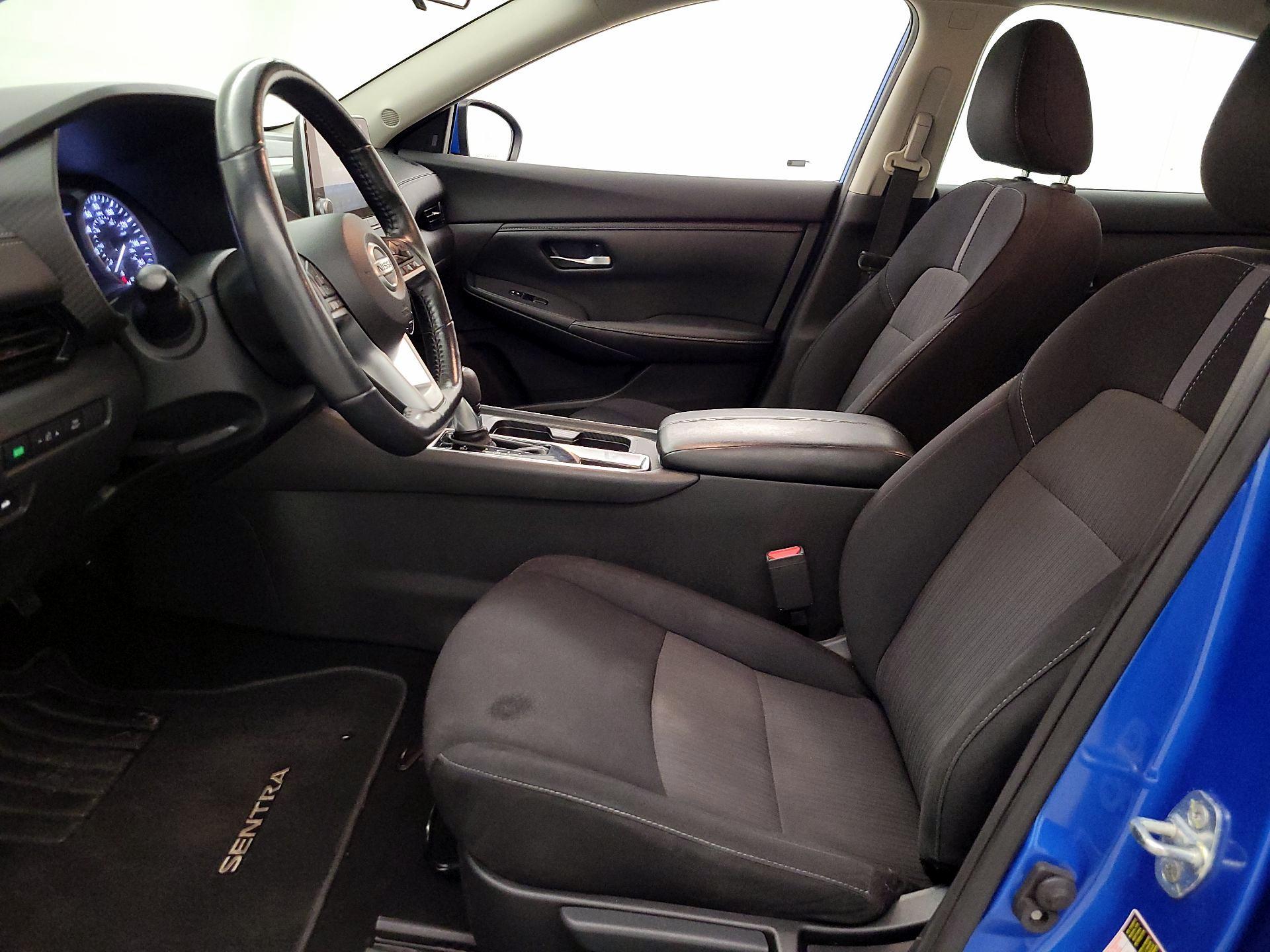 Thumbnail: 2022 Nissan Sentra - 11