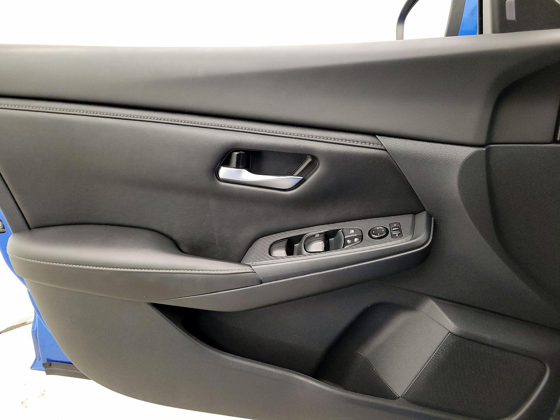 Thumbnail: 2022 Nissan Sentra - 12