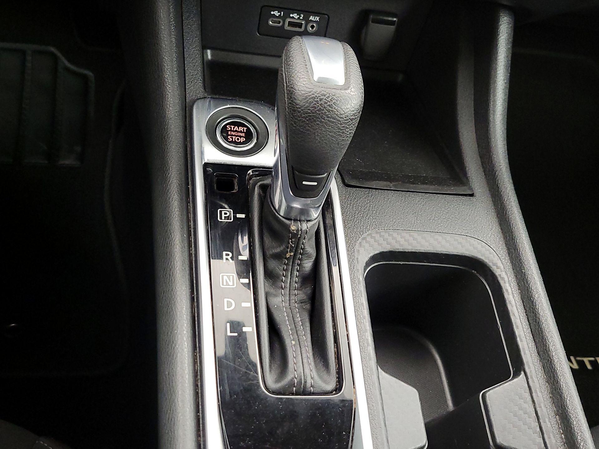 Thumbnail: 2022 Nissan Sentra - 17