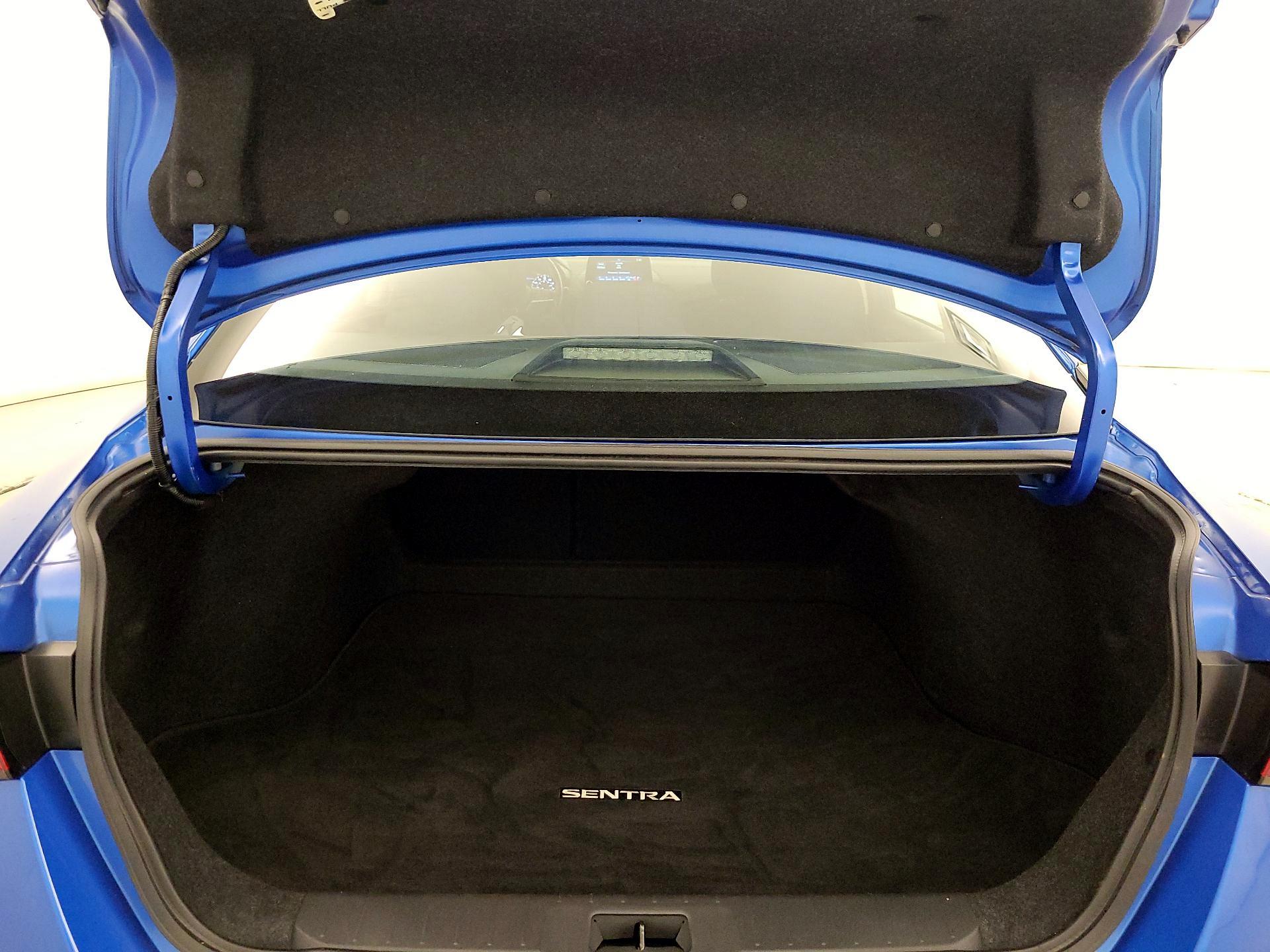 Thumbnail: 2022 Nissan Sentra - 20