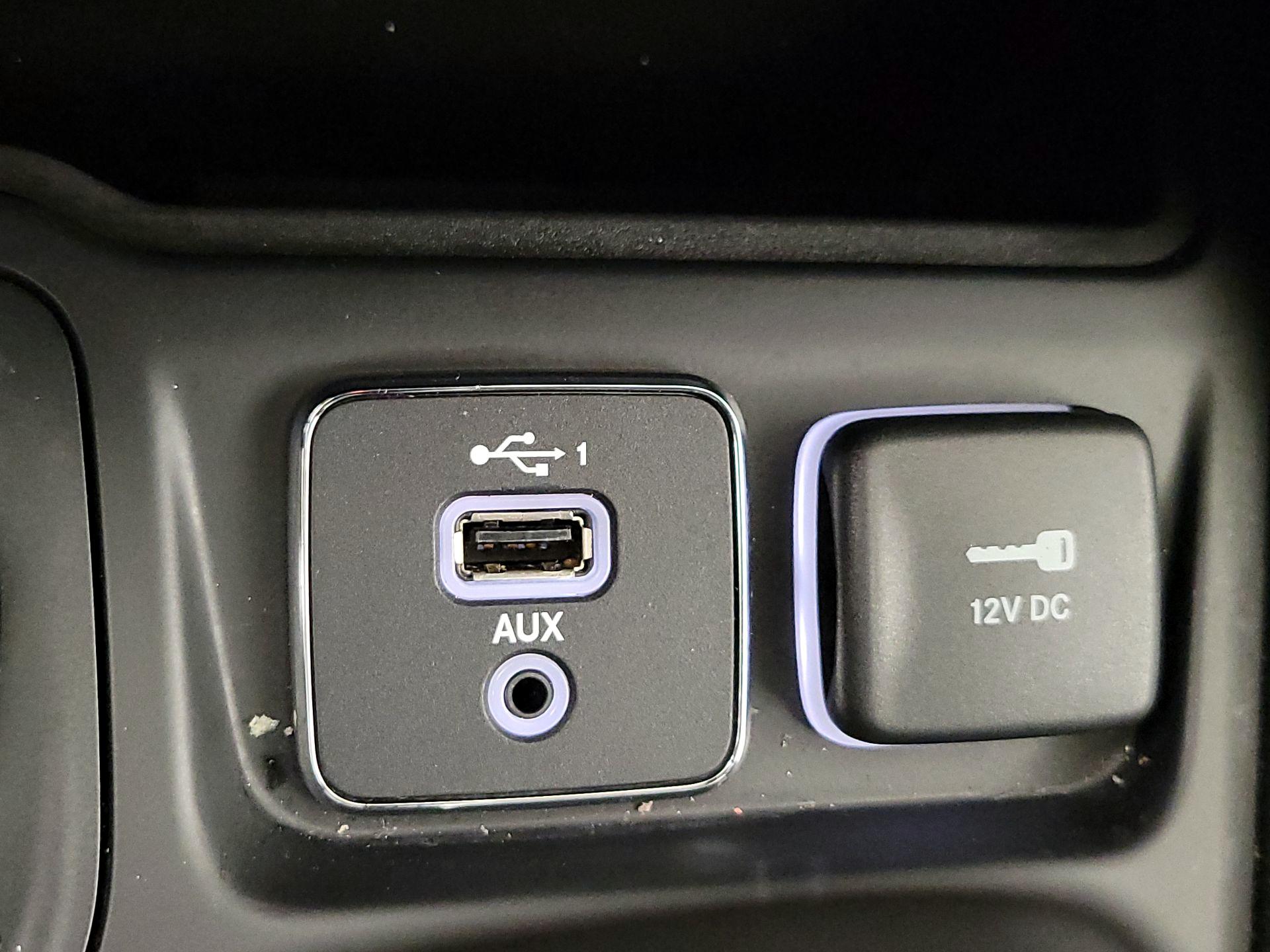 Thumbnail: 2022 Jeep Cherokee - 19