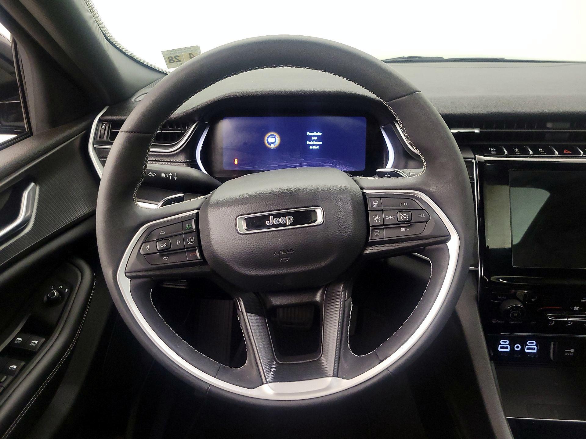 Thumbnail: 2023 Jeep Grand Cherokee L - 10