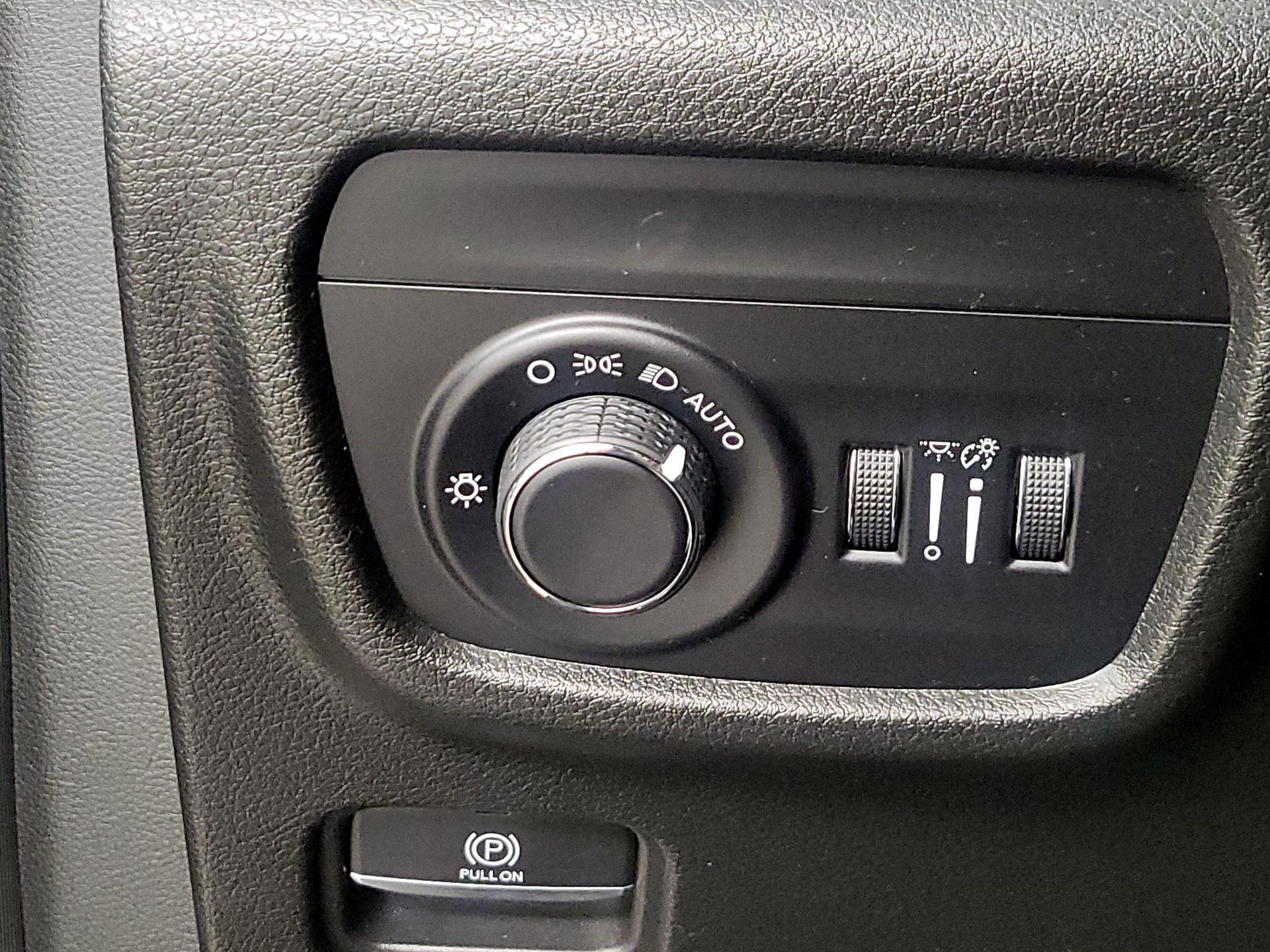 Thumbnail: 2023 Jeep Grand Cherokee L - 13