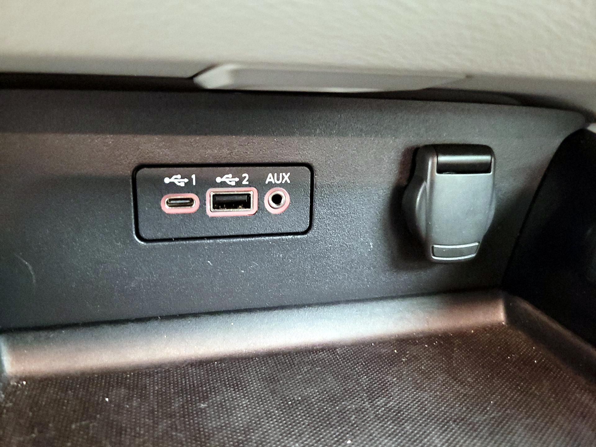 Thumbnail: 2021 Nissan Altima - 19