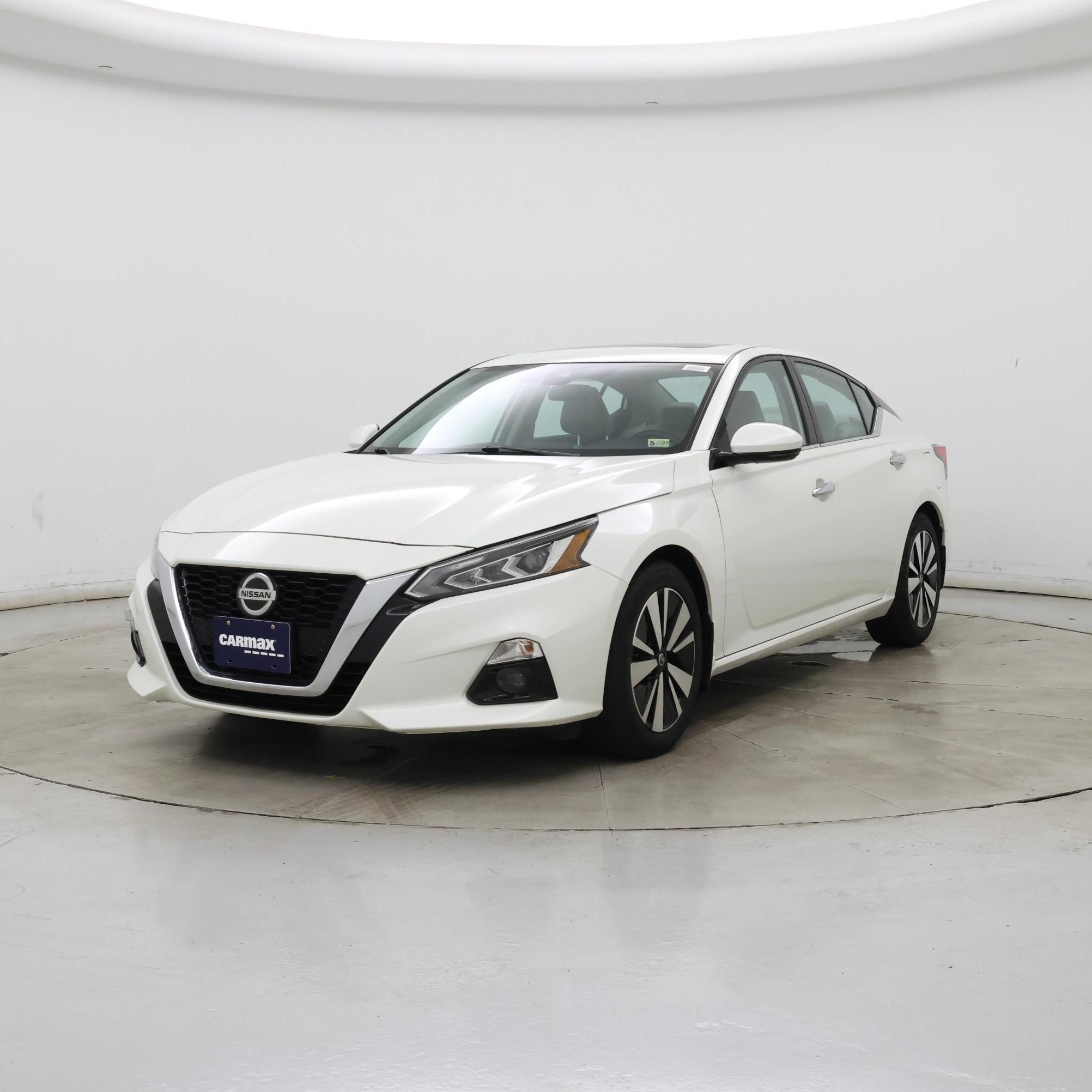 Thumbnail: 2021 Nissan Altima - 4