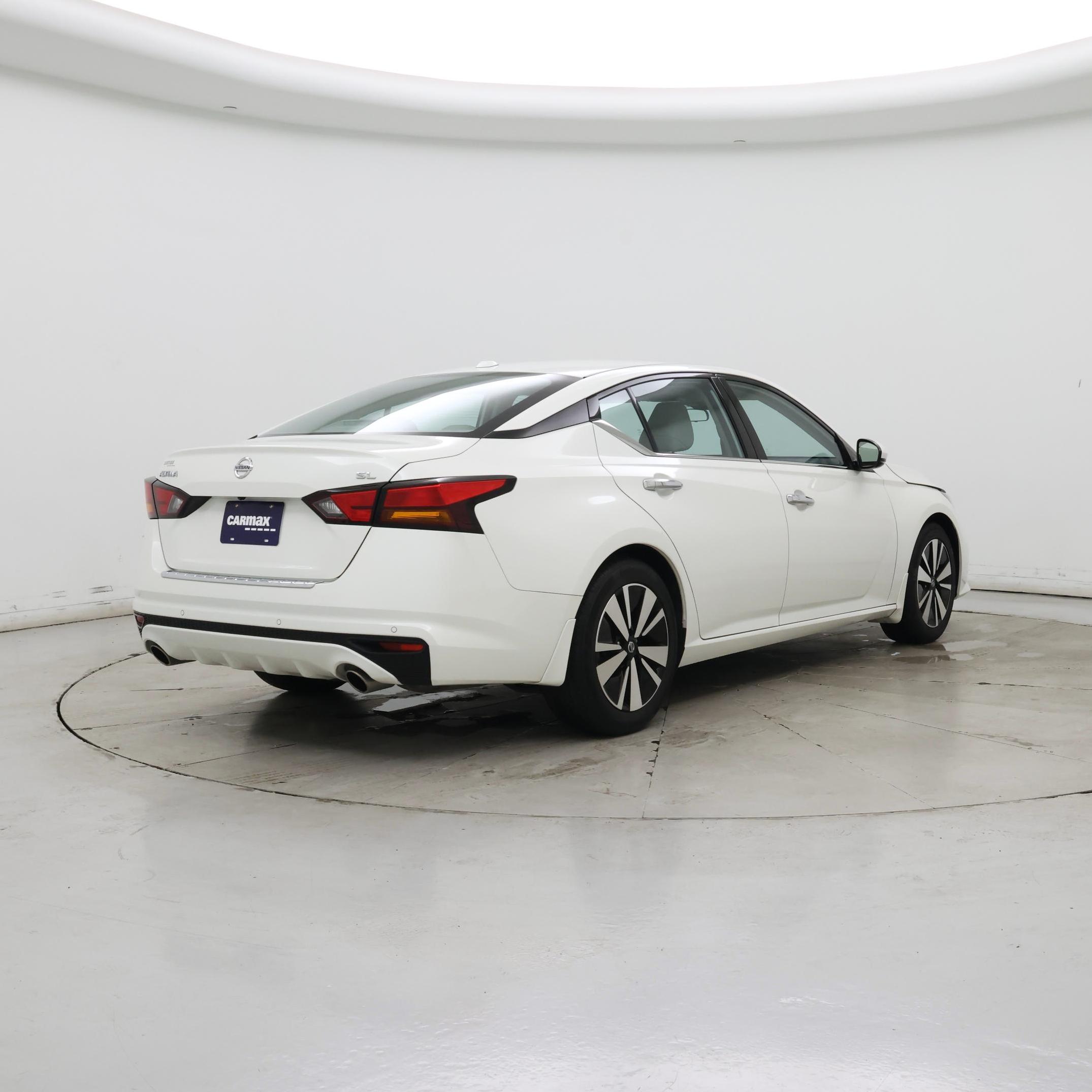 Thumbnail: 2021 Nissan Altima - 8