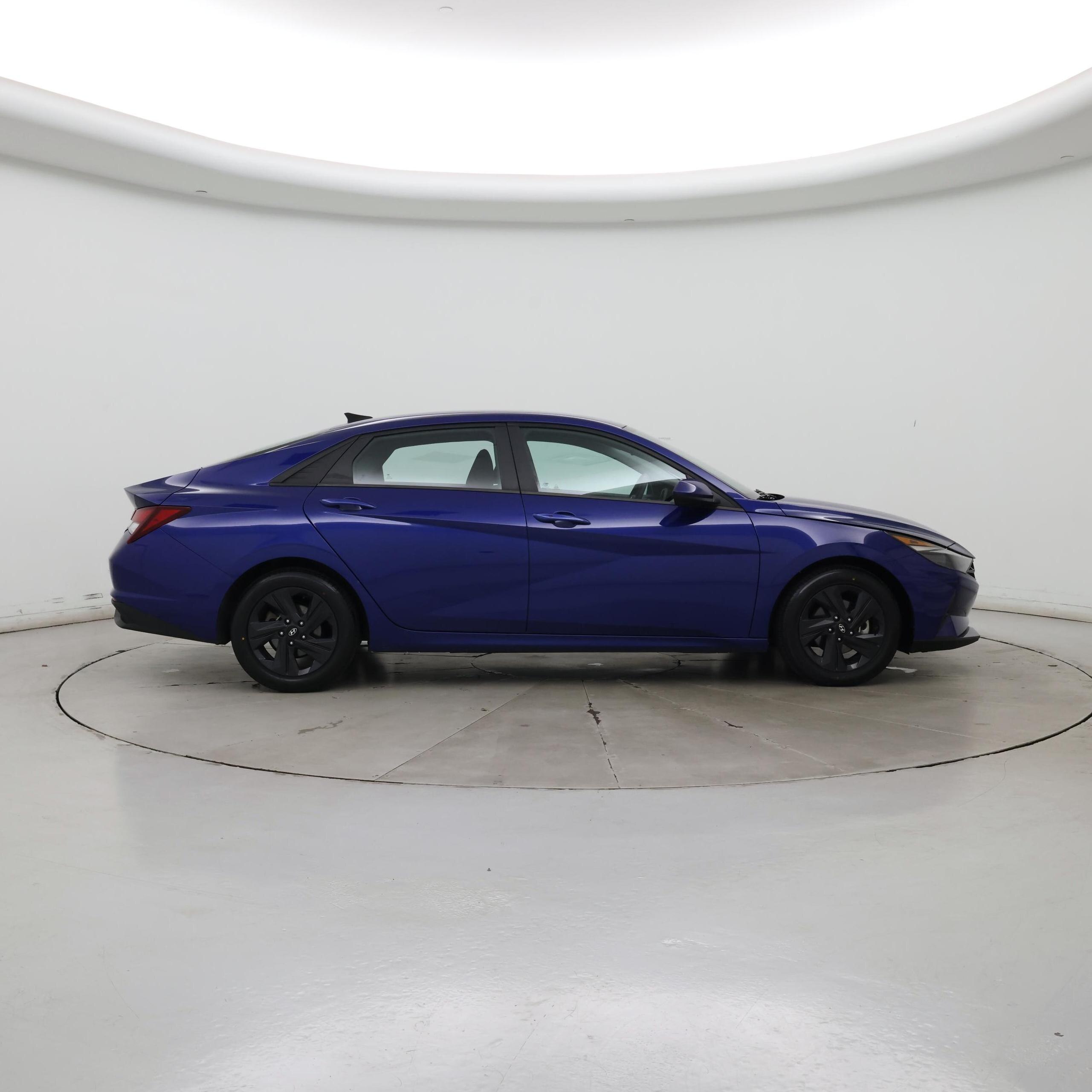 Thumbnail: 2023 Hyundai Elantra - 7