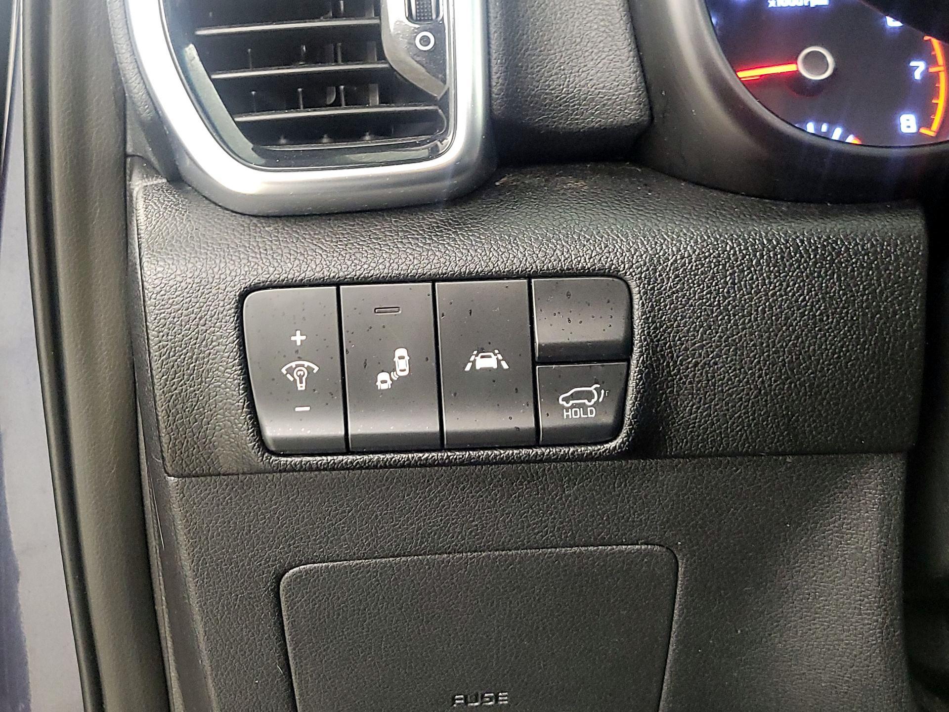 Thumbnail: 2020 Kia Sportage - 13