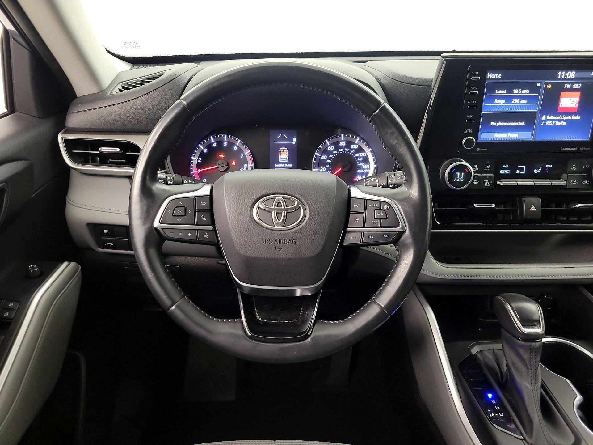 Thumbnail: 2021 Toyota Highlander - 10